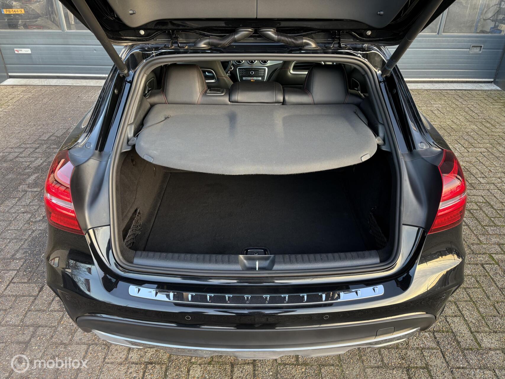 Foto van Mercedes-Benz Gla