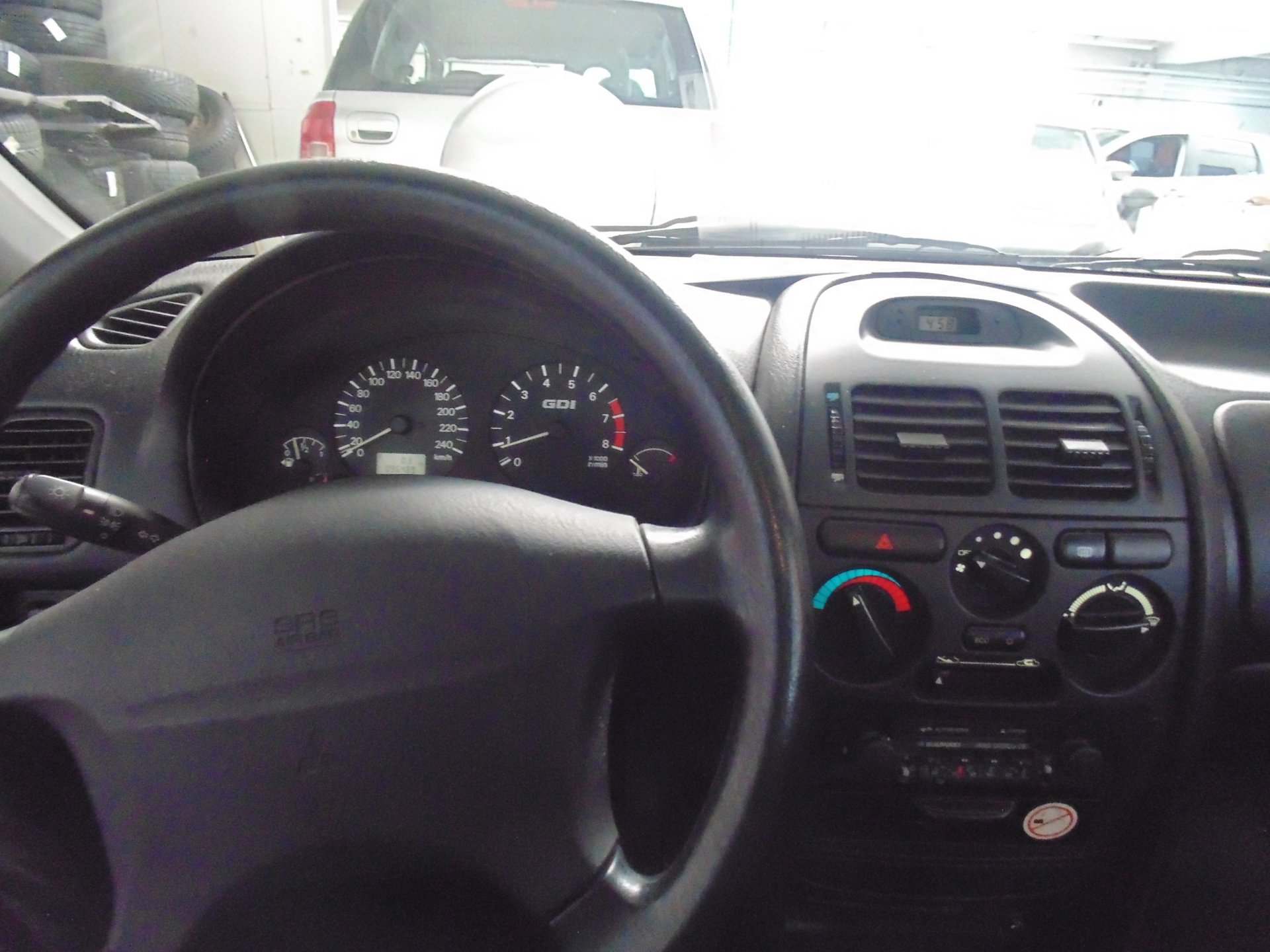 Foto van Mitsubishi Carisma