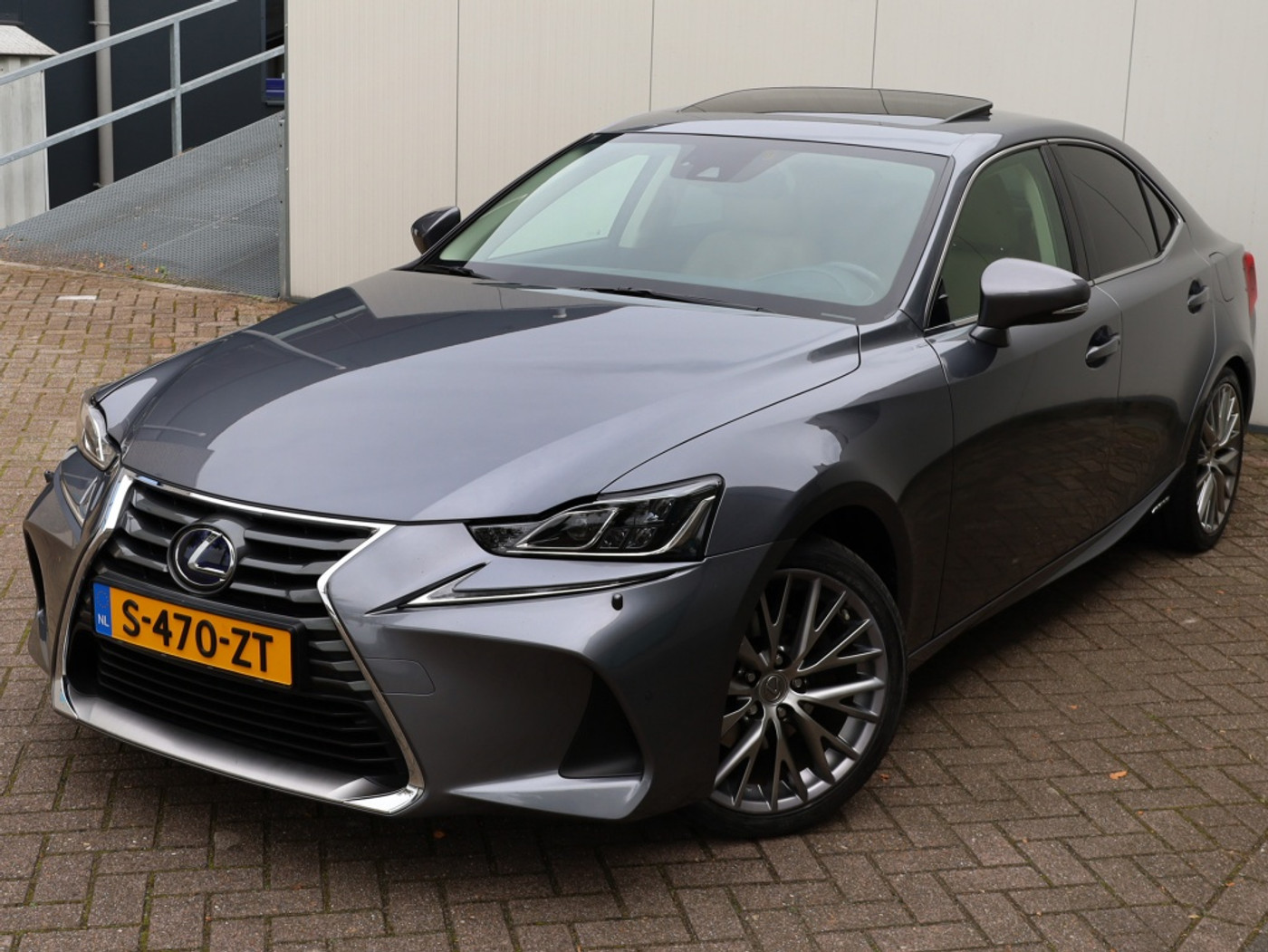 Foto van Lexus Lexus Is300h