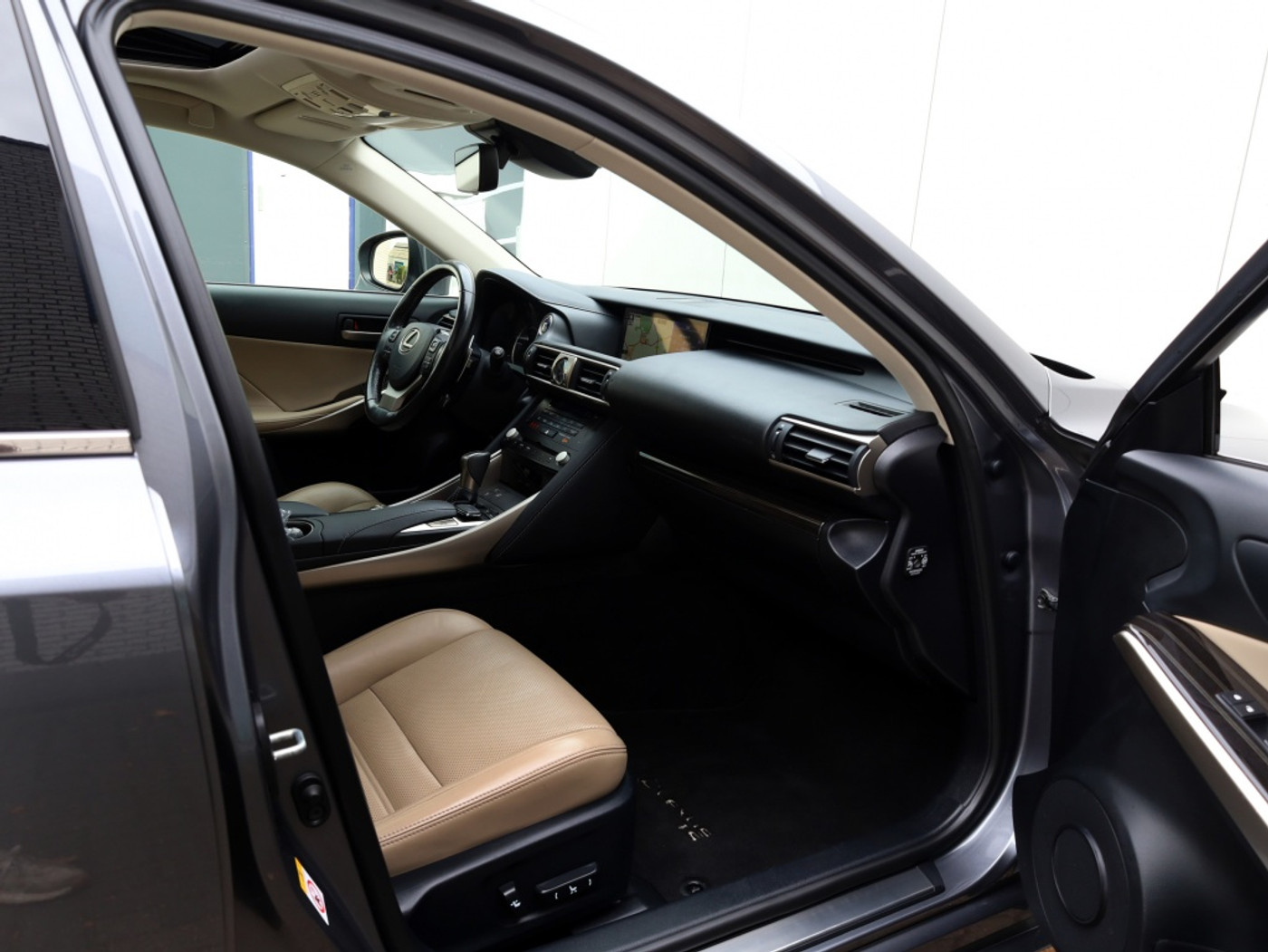 Foto van Lexus Lexus Is300h
