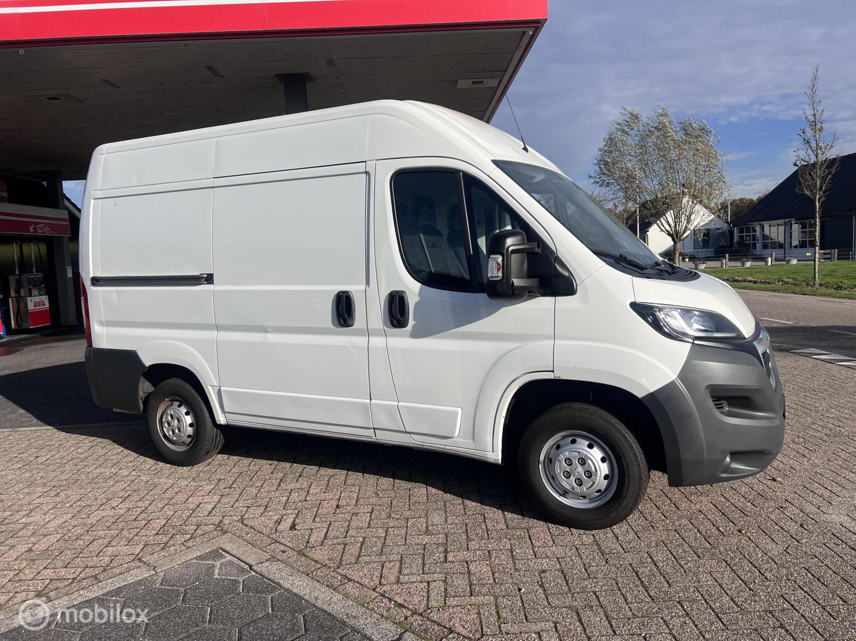 Foto van Peugeot Peugeot Boxer