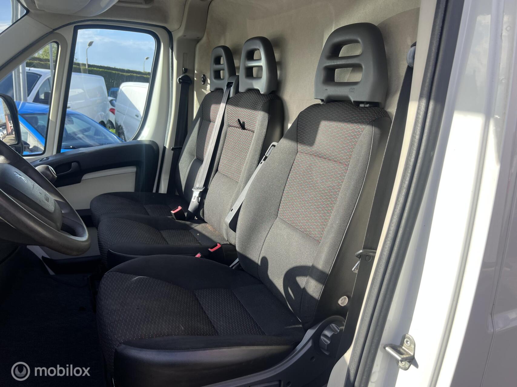 Foto van Peugeot Peugeot Boxer