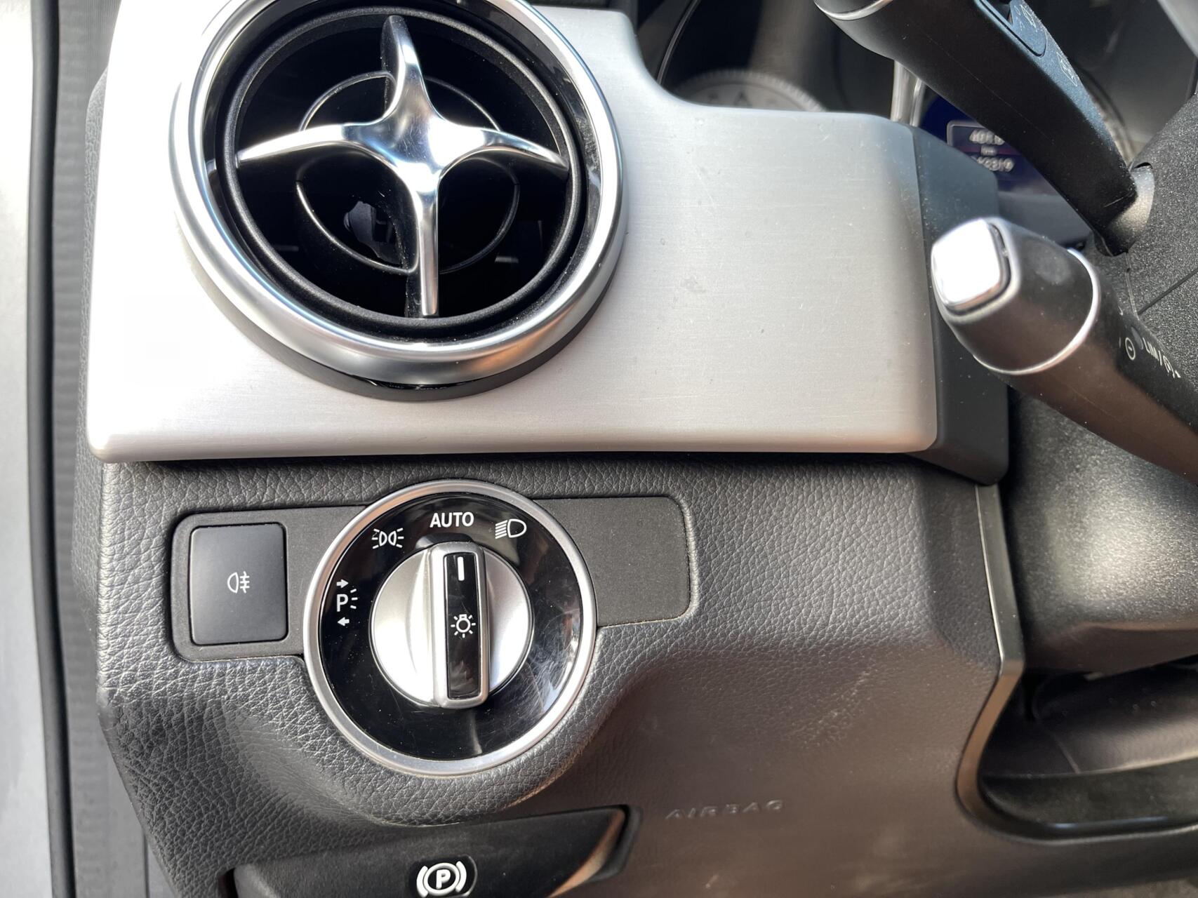 Foto van Mercedes-Benz GLK 220 Bluetec 4Matic