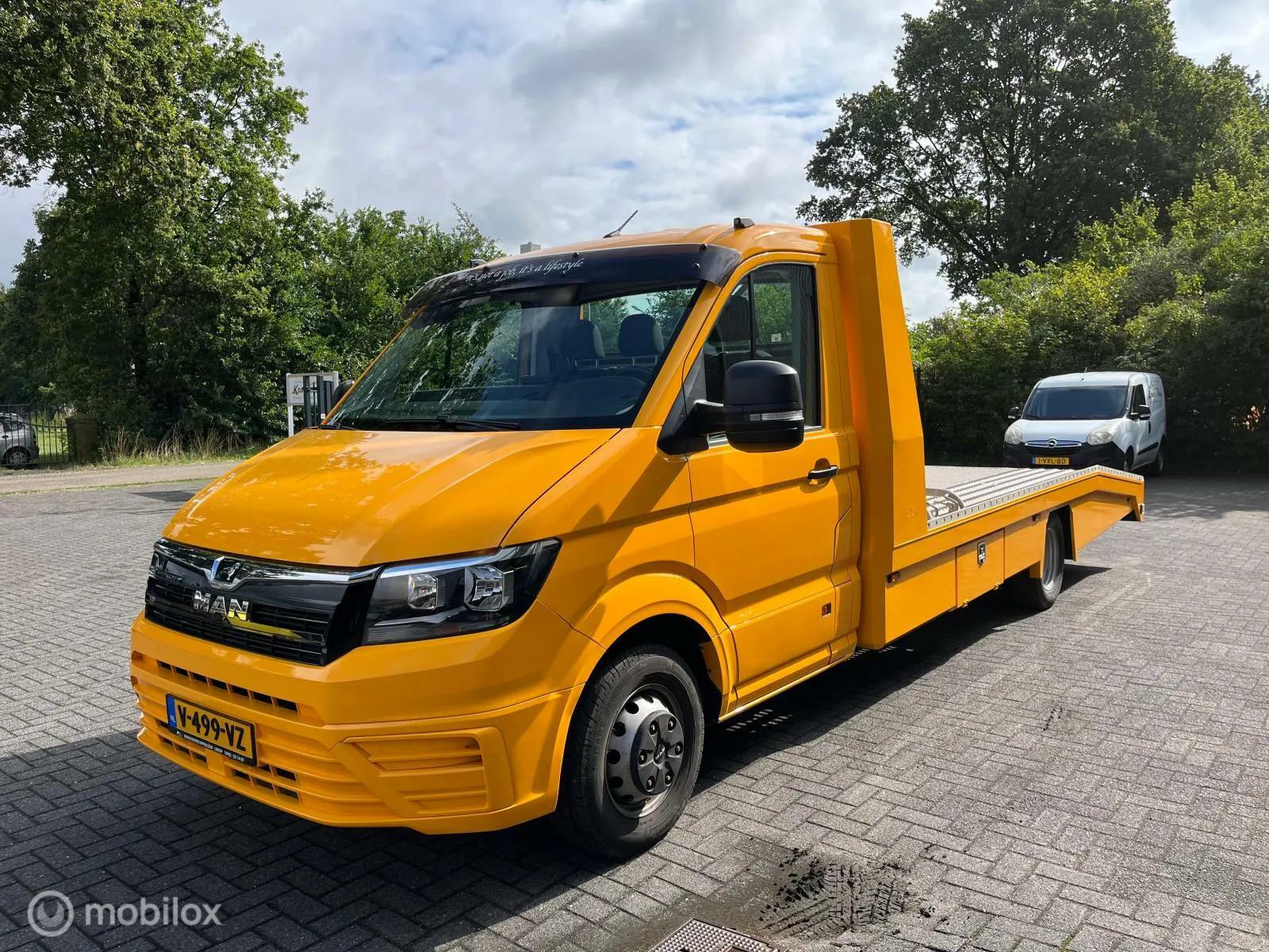 Man Tge 50 2.0 180 pk AUTOAMBULANCE / OPRIJWAGEN 2019 - voorkant