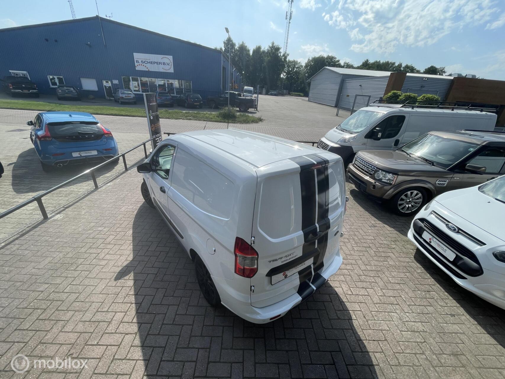 Foto van Ford Transit Courier