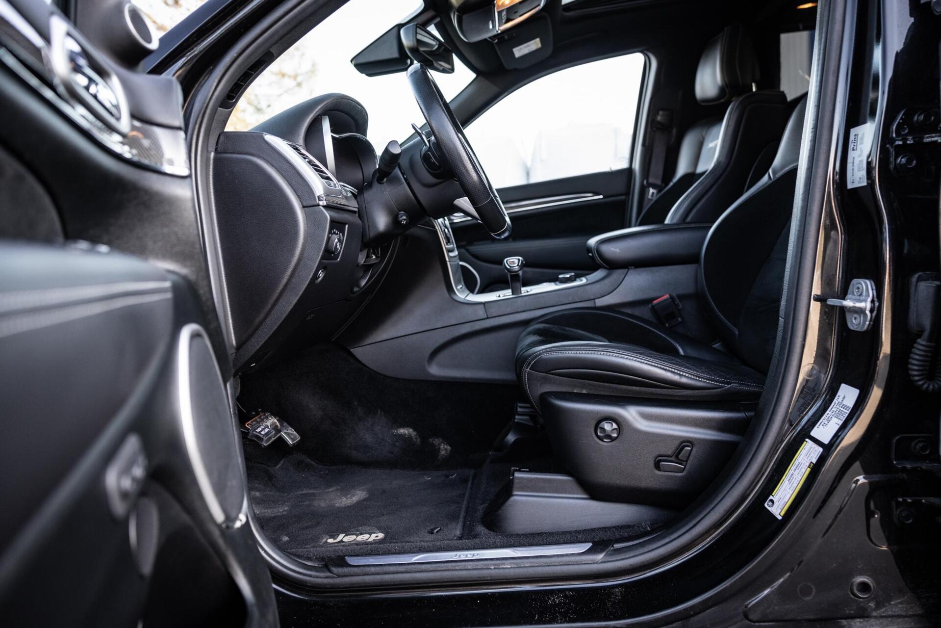 Foto van Jeep Grand Cherokee SRT