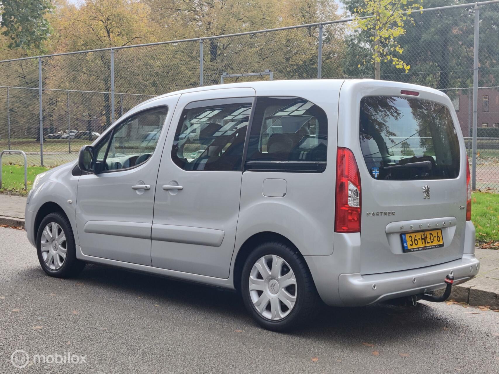 Foto van Peugeot Partner Tepee