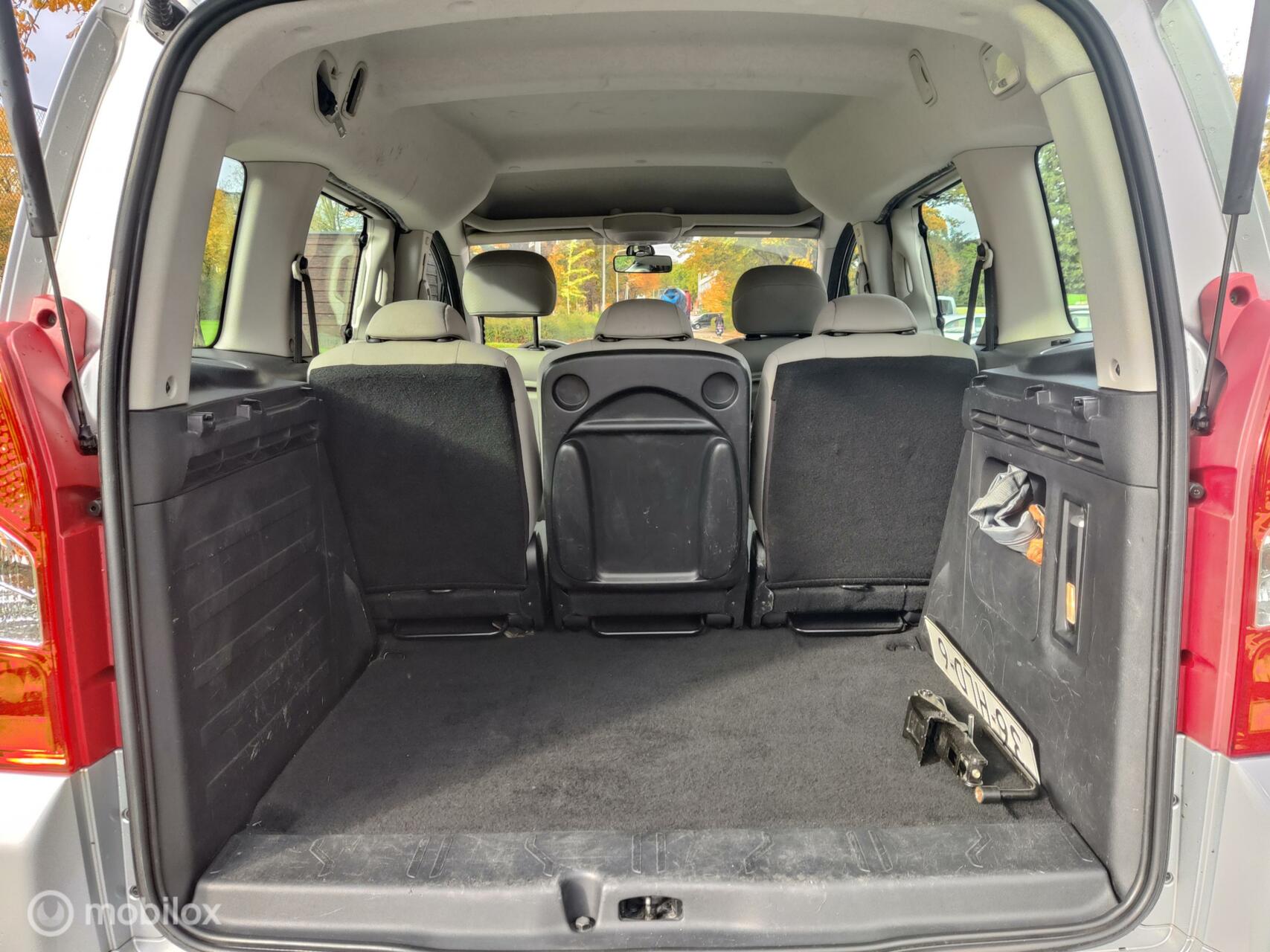 Foto van Peugeot Partner Tepee