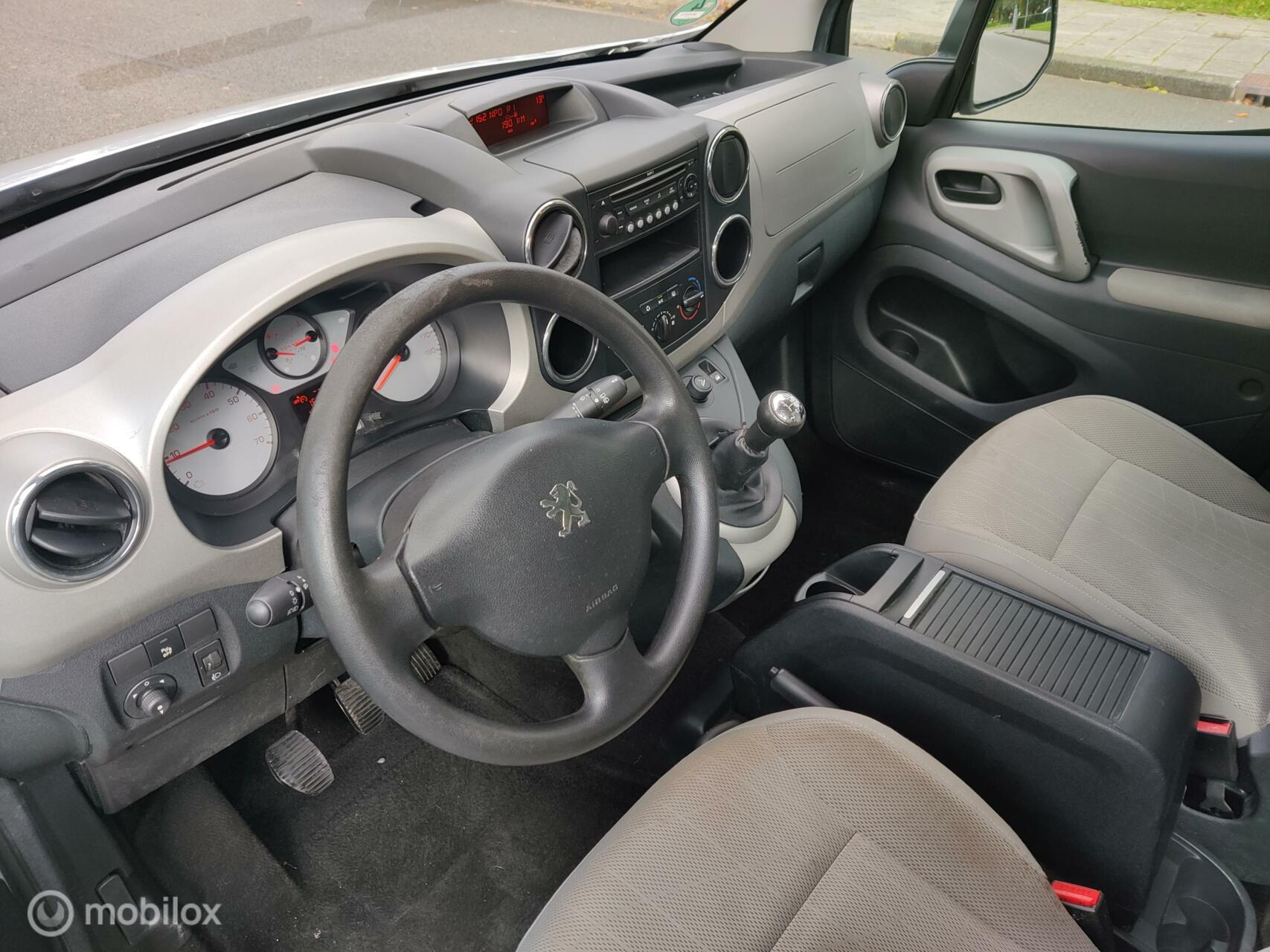 Foto van Peugeot Partner Tepee