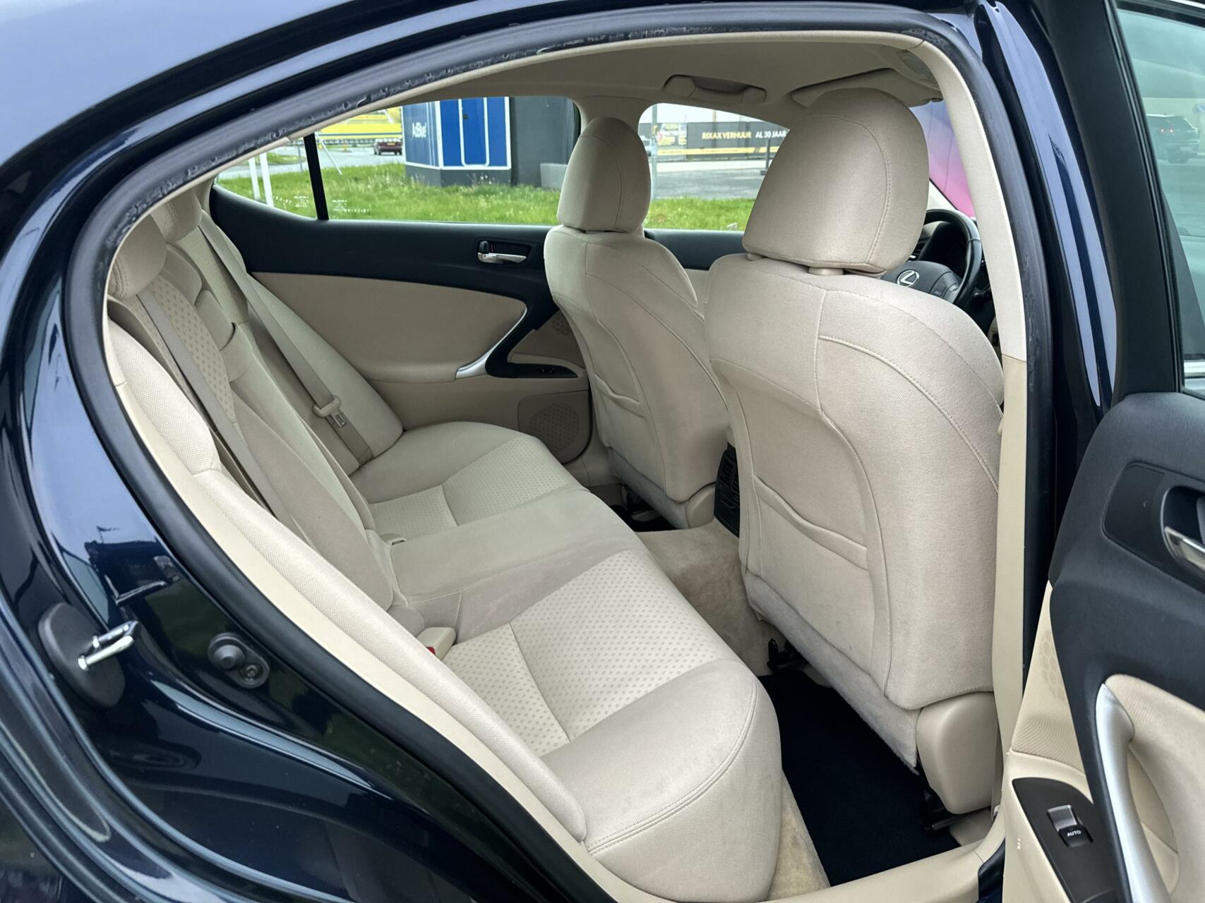 Foto van Lexus Is