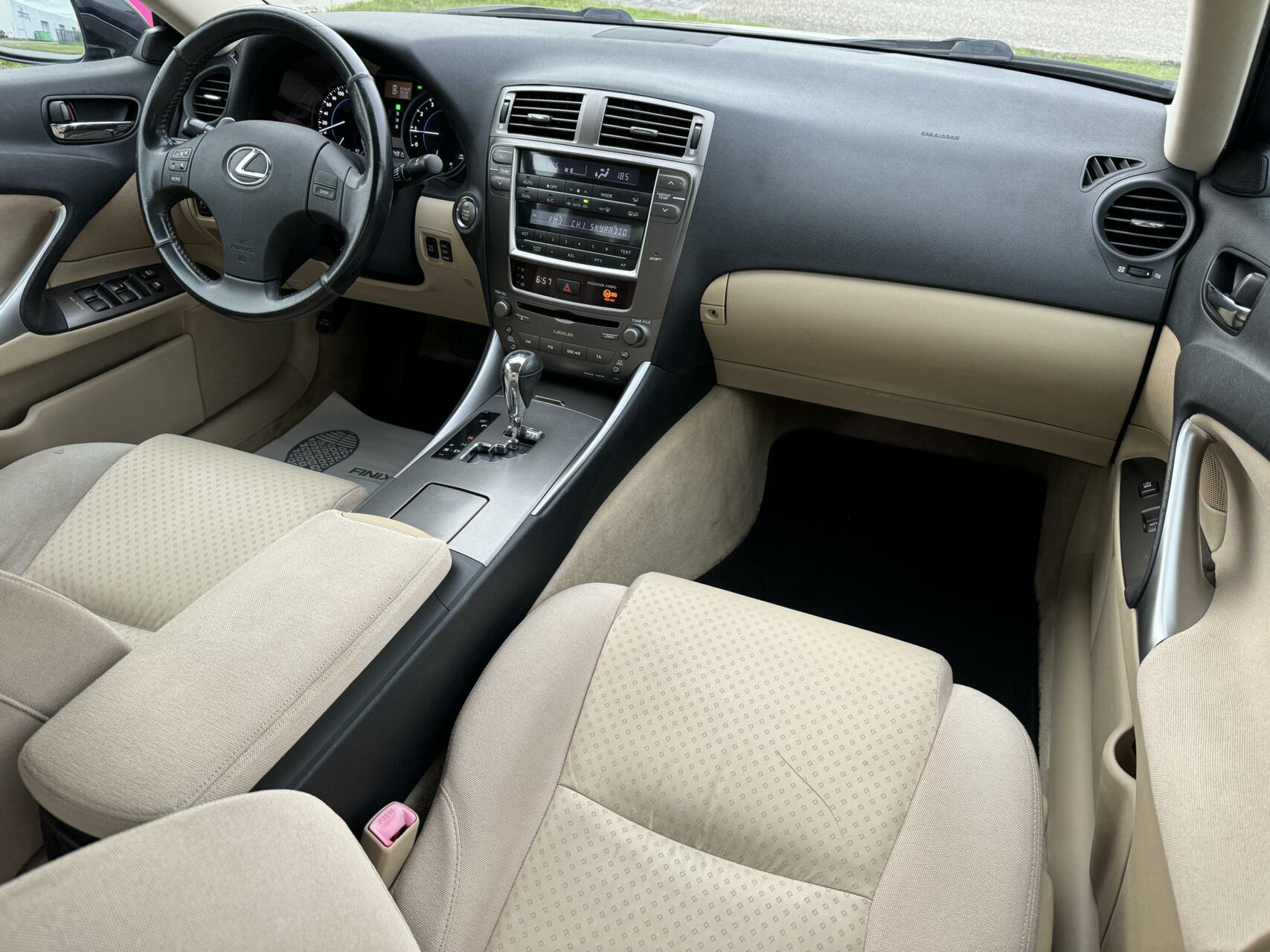 Foto van Lexus Is