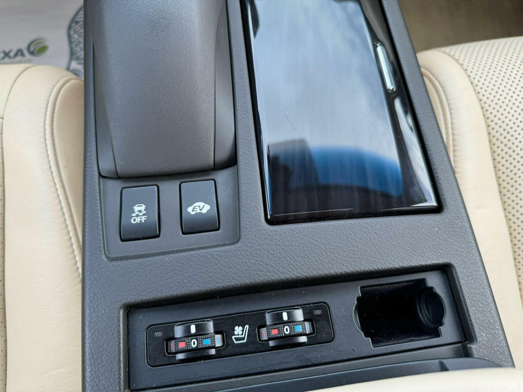 Foto van Lexus RX