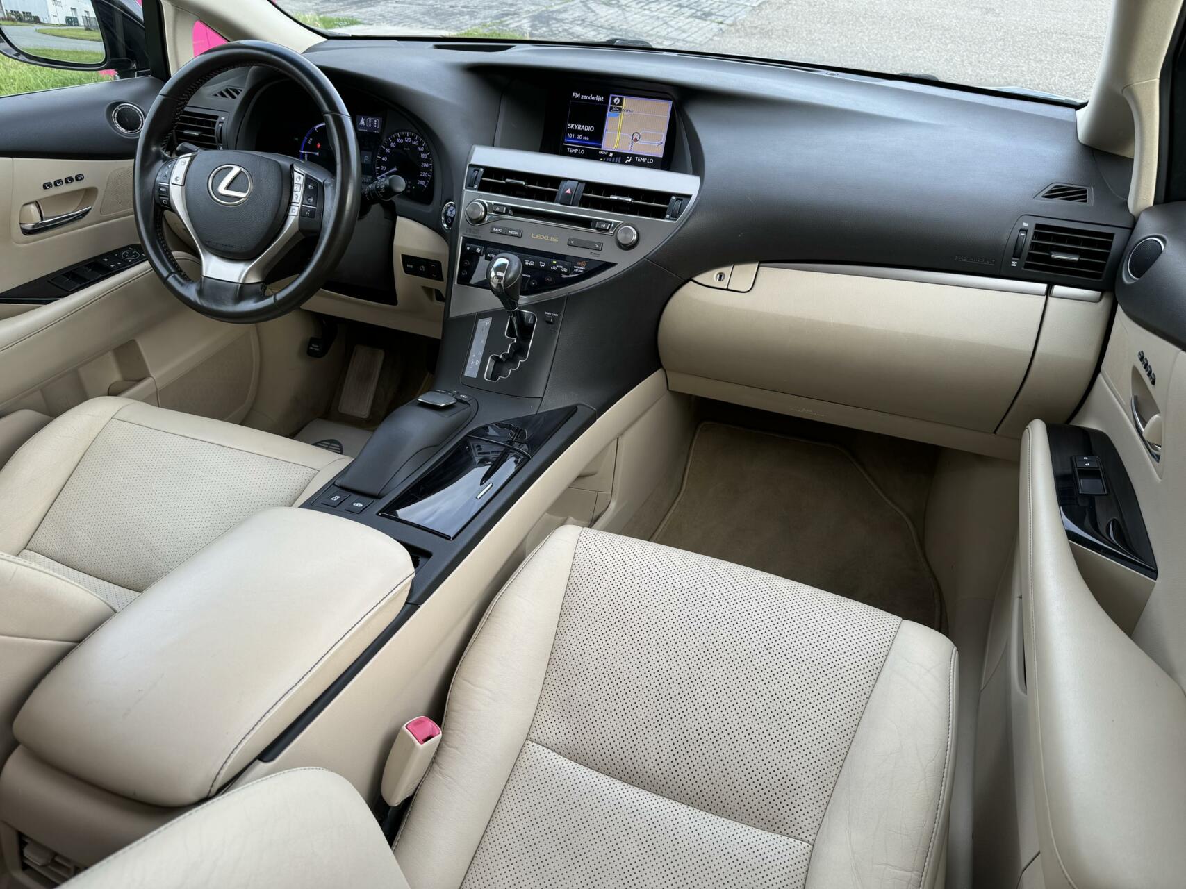 Foto van Lexus RX