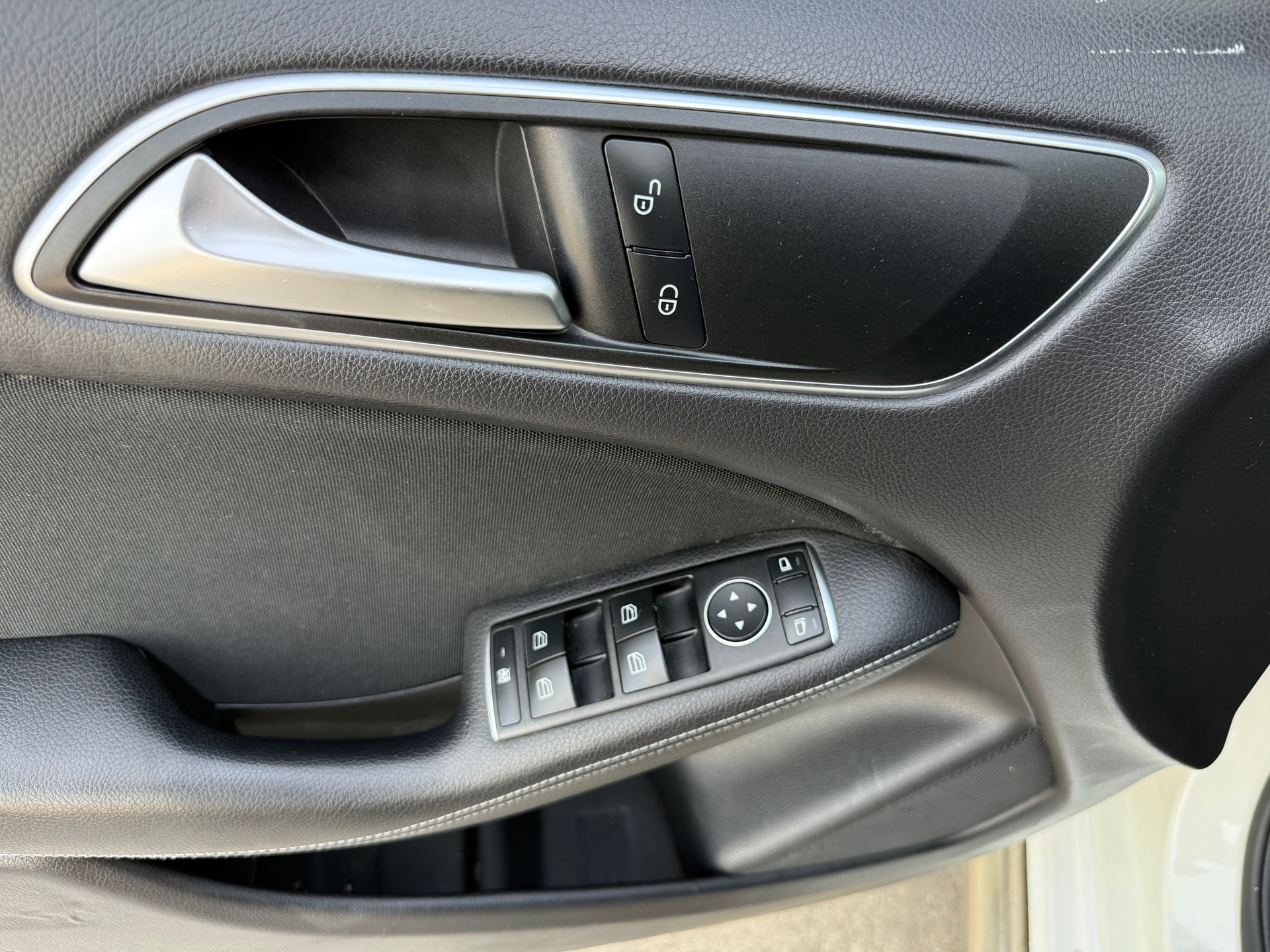 Foto van Mercedes-Benz B 220 D