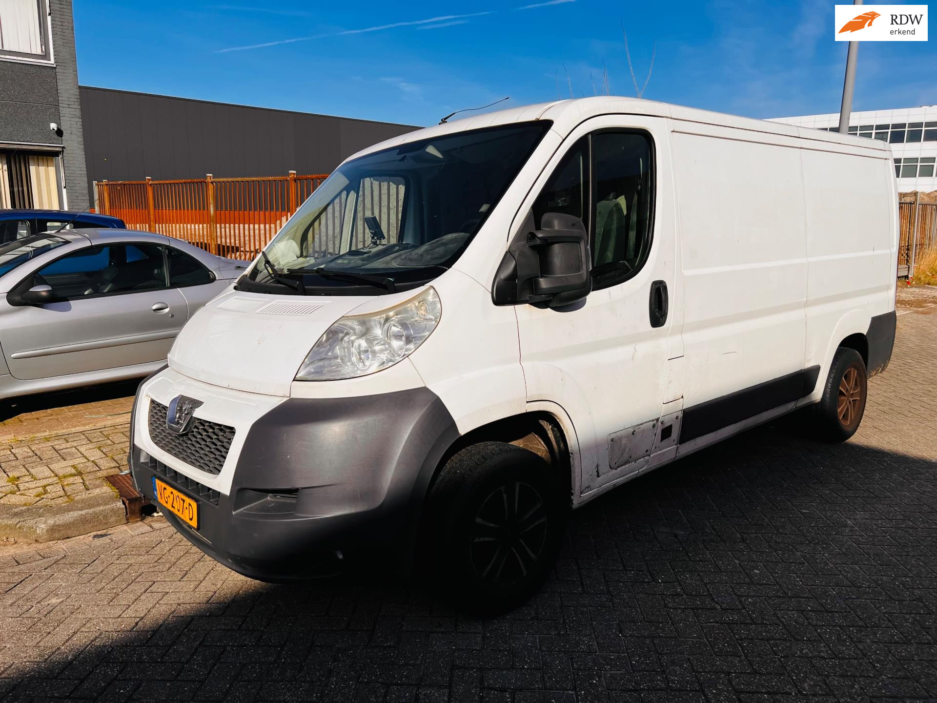 Peugeot Peugeot Boxer 333 2.2 HDI L2H2 Profit+ 2013 - voorkant