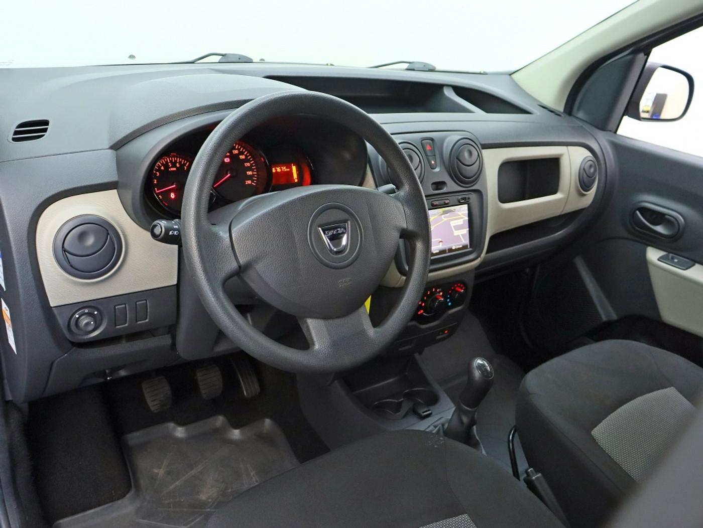 Foto van Dacia Dokker