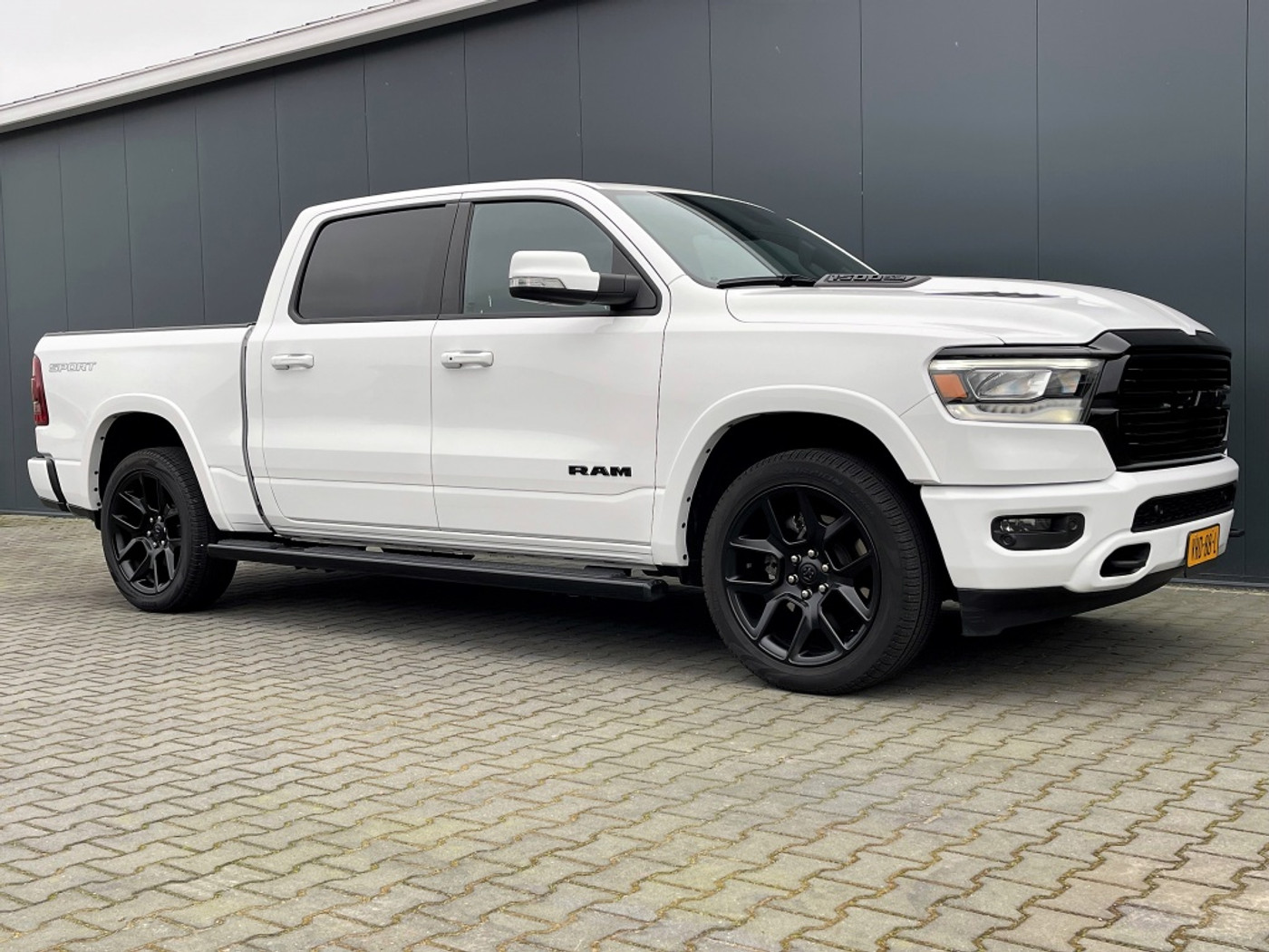 Foto van Ram Ram 1500 Laramie