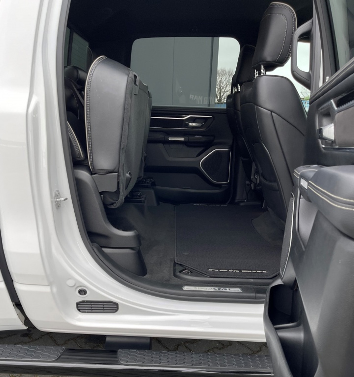 Foto van Ram Ram 1500 Laramie