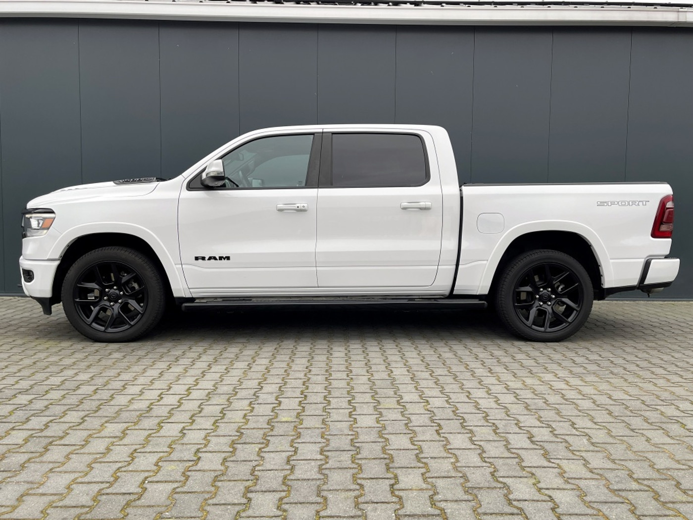 Foto van Ram Ram 1500 Laramie