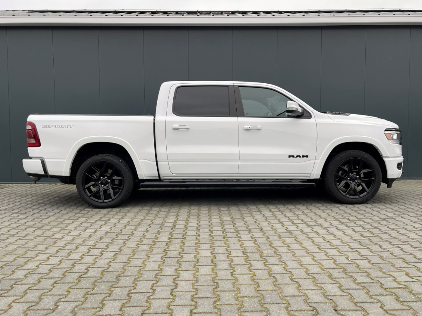 Foto van Ram Ram 1500 Laramie