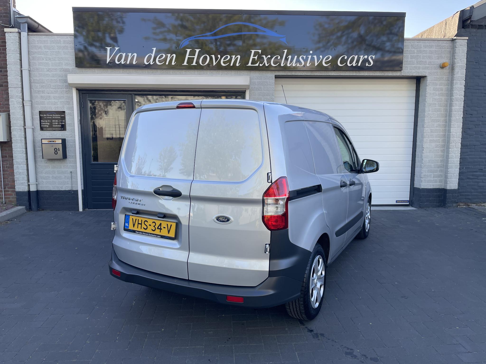 Foto van Ford Transit Courier