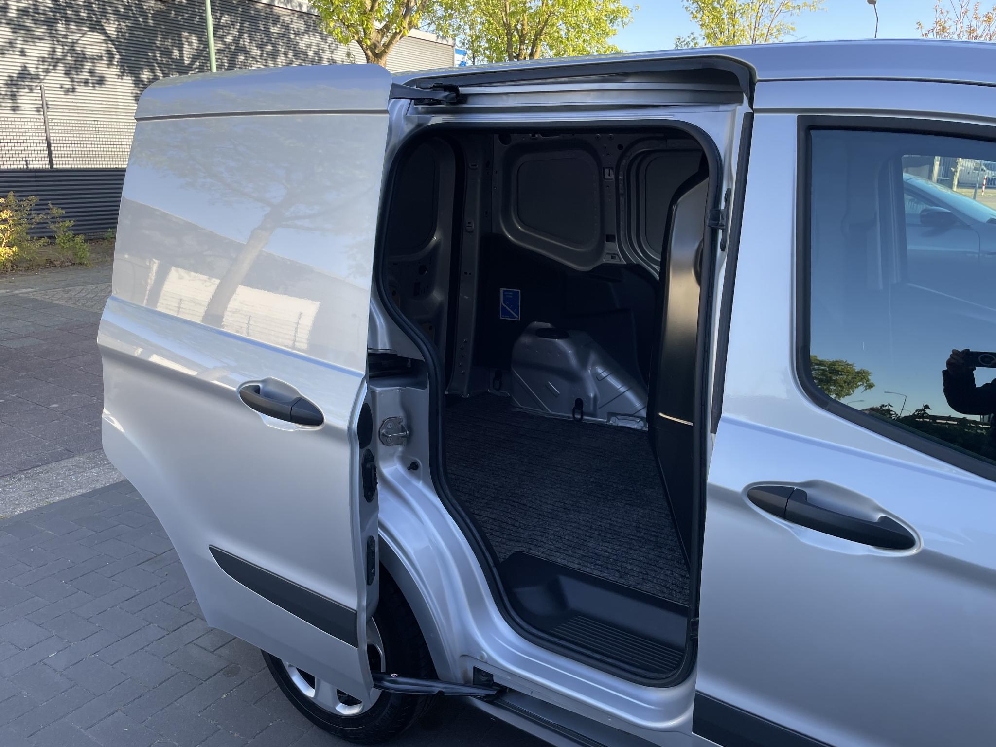 Foto van Ford Transit Courier