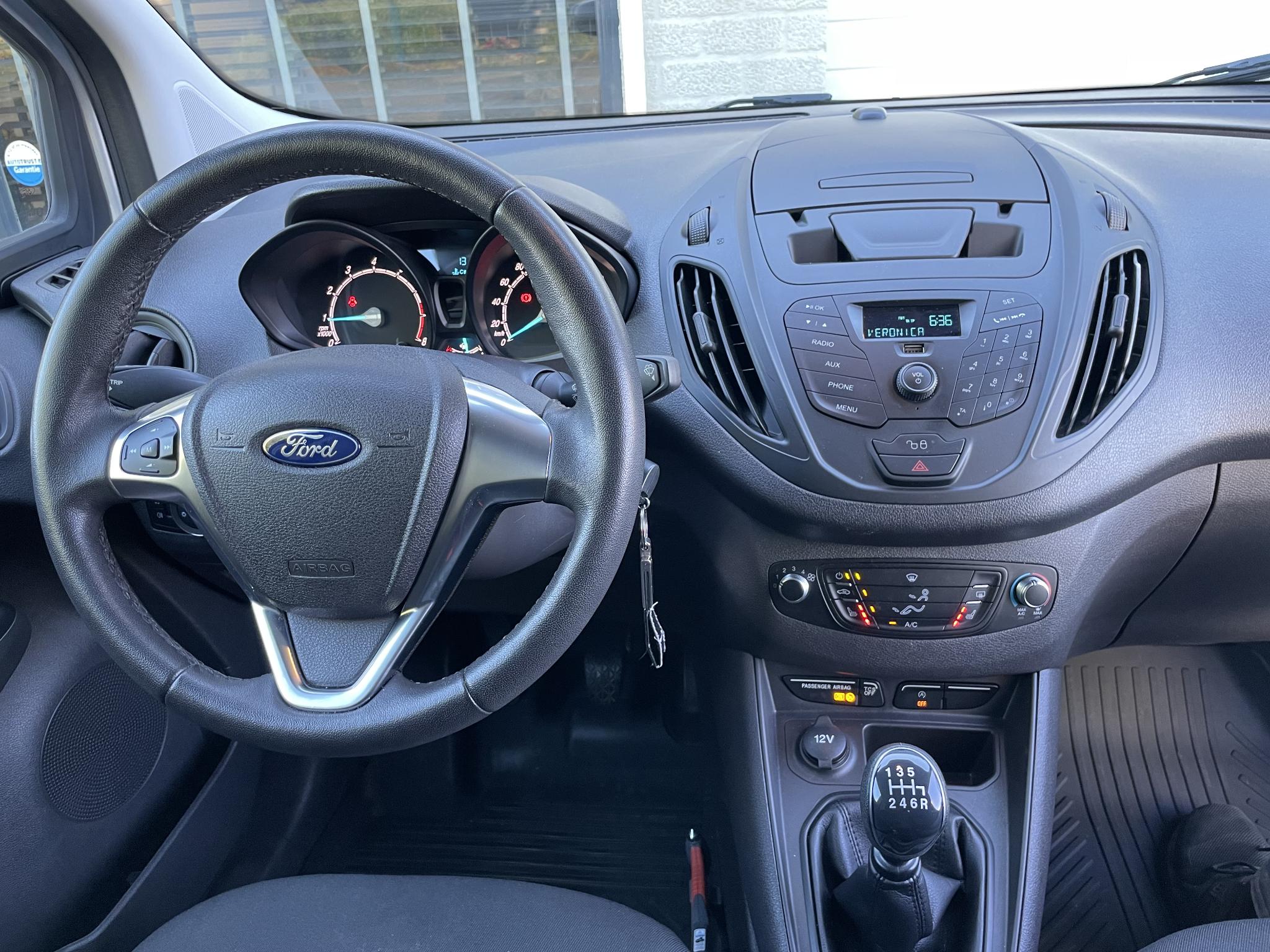 Foto van Ford Transit Courier