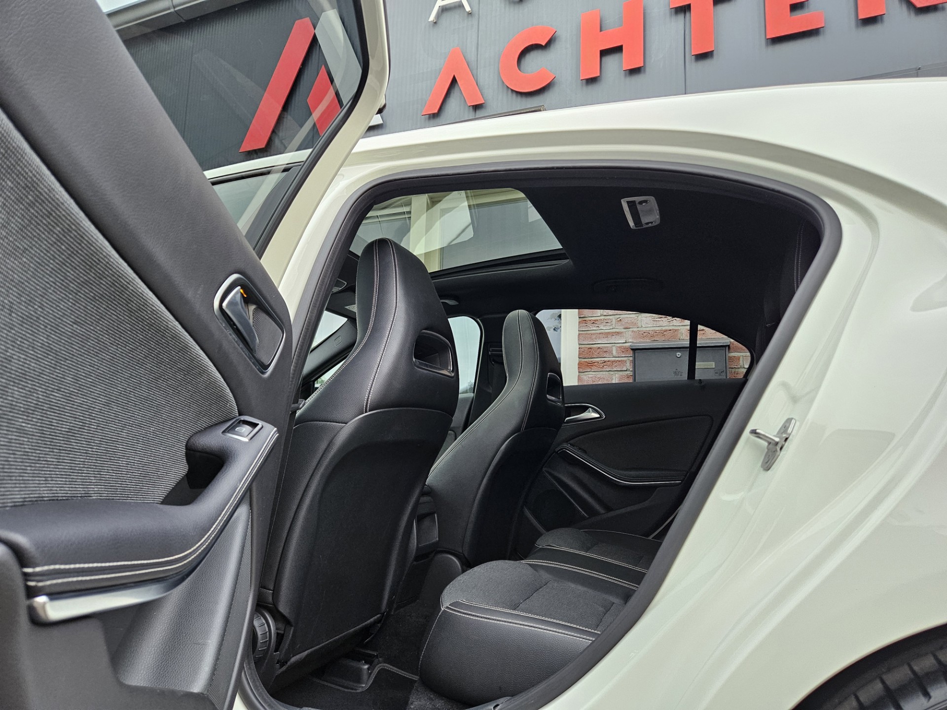 Foto van Mercedes-Benz A 160
