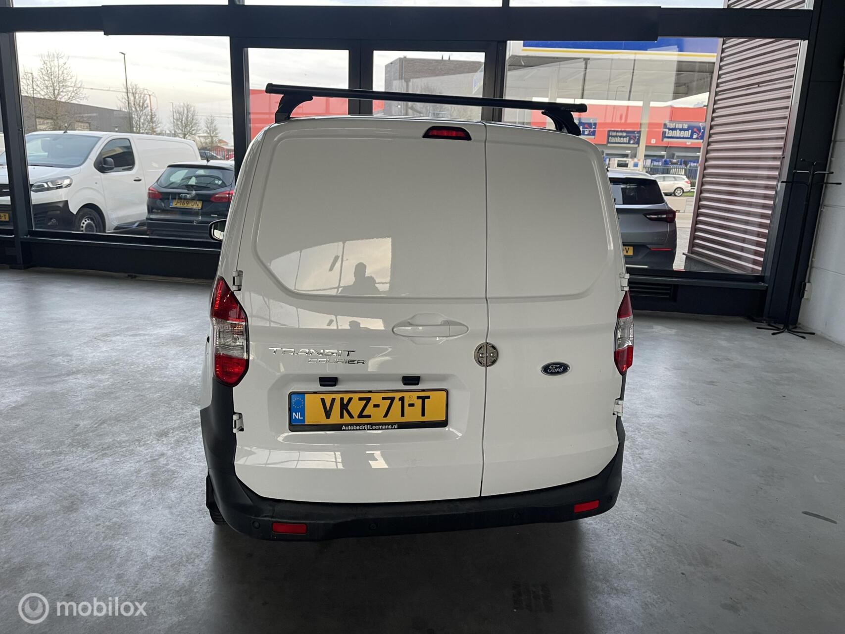 Foto van Ford Transit Courier