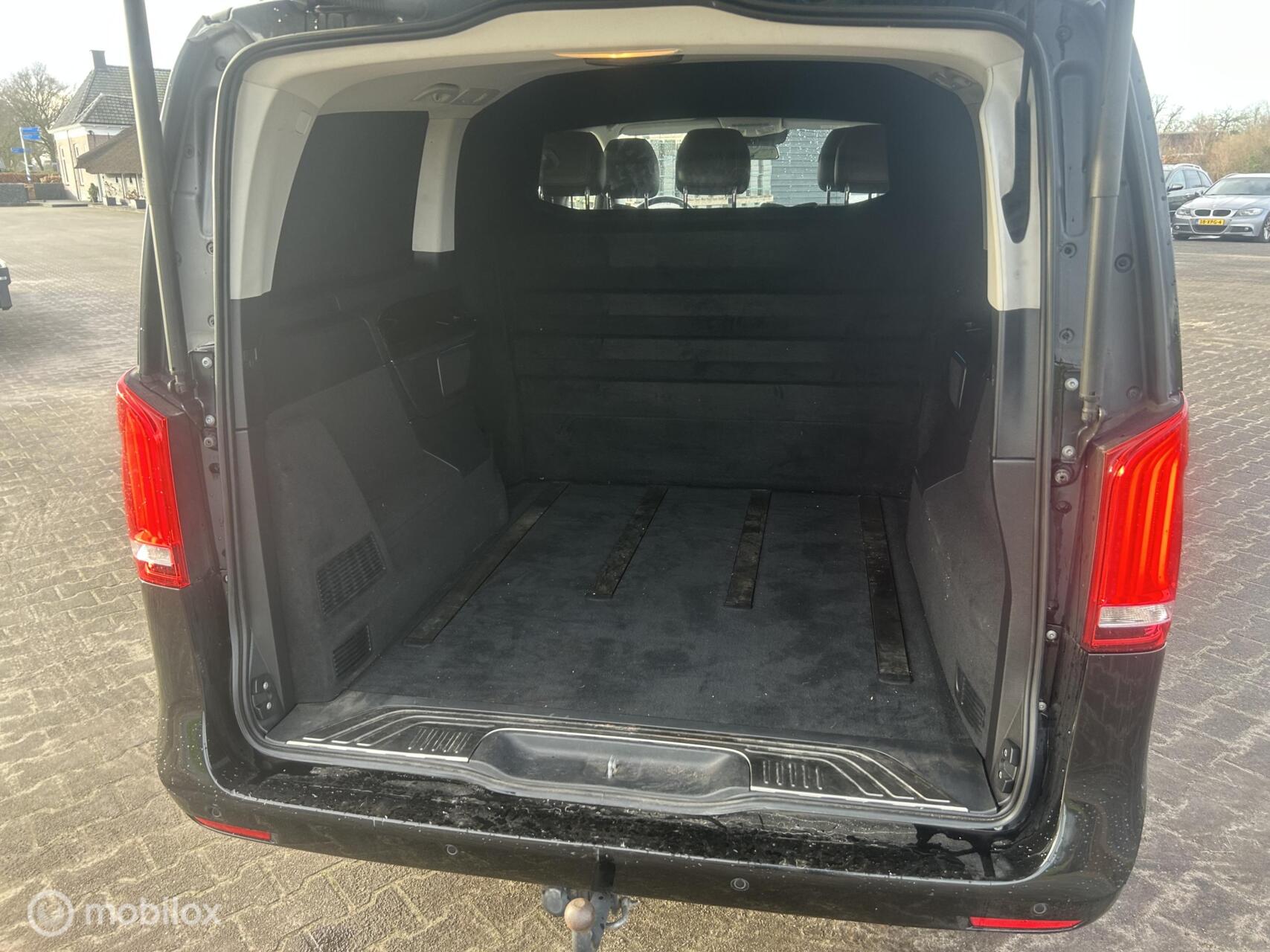 Foto van Mercedes-Benz V-klasse