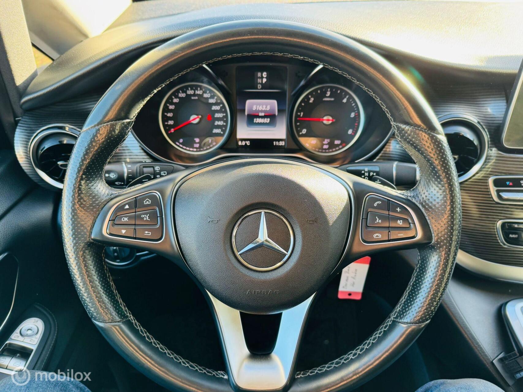 Foto van Mercedes-Benz V-klasse