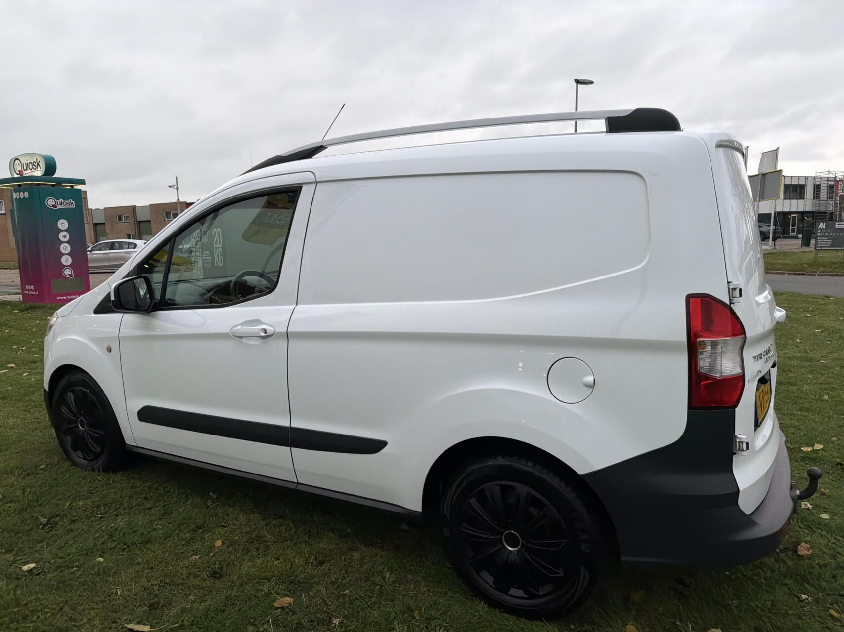 Foto van Ford Transit Courier
