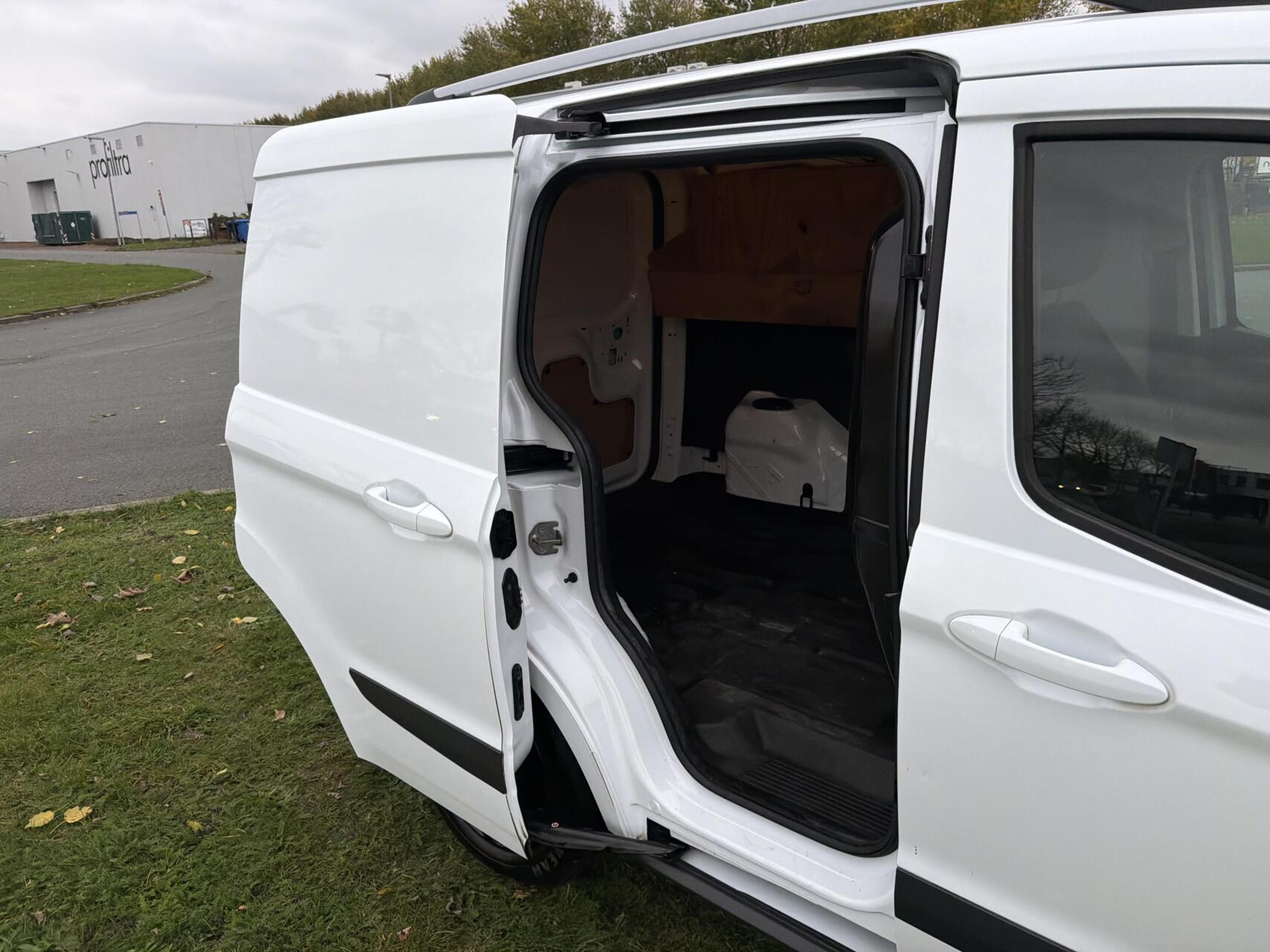 Foto van Ford Transit Courier