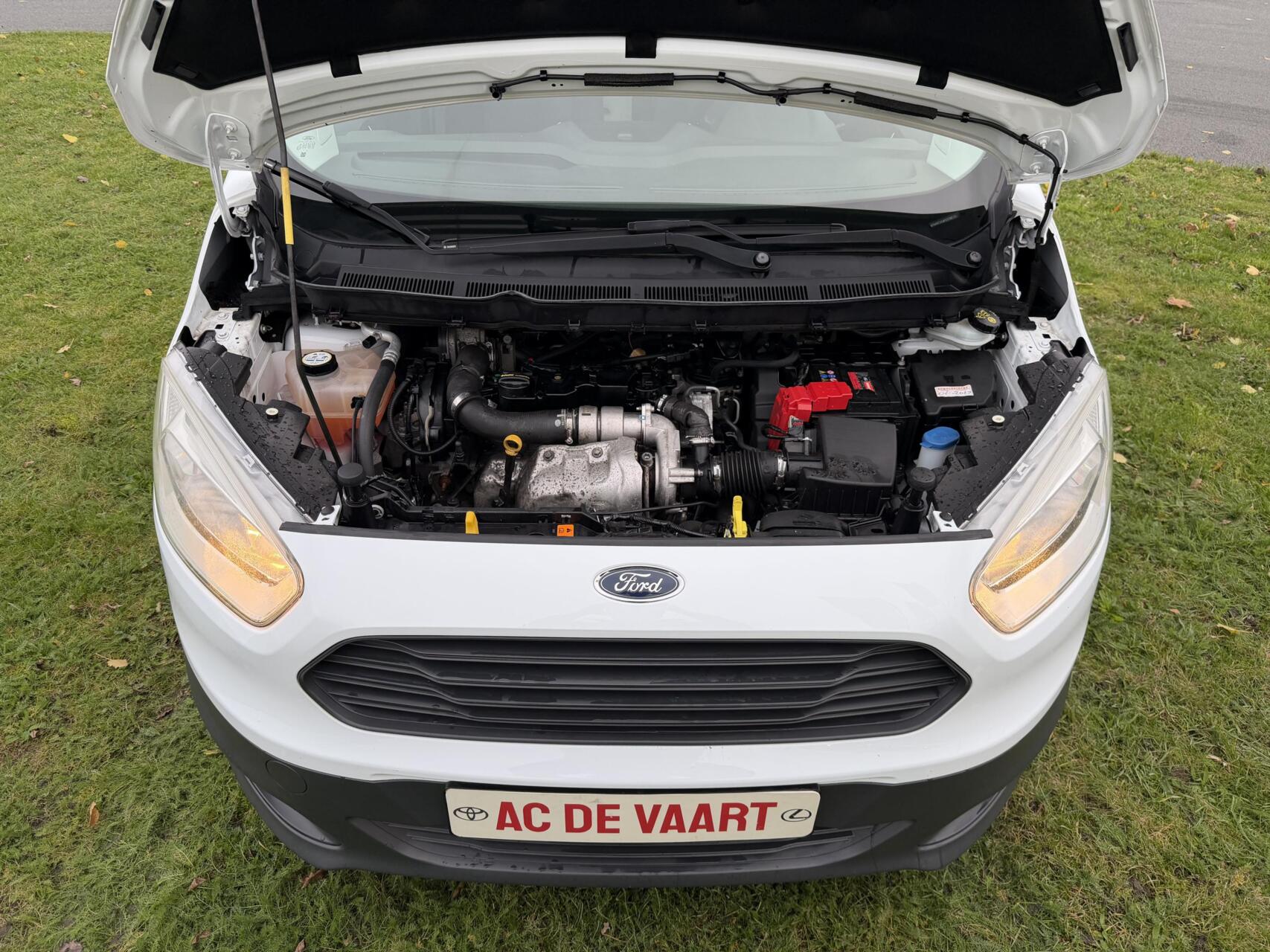 Foto van Ford Transit Courier