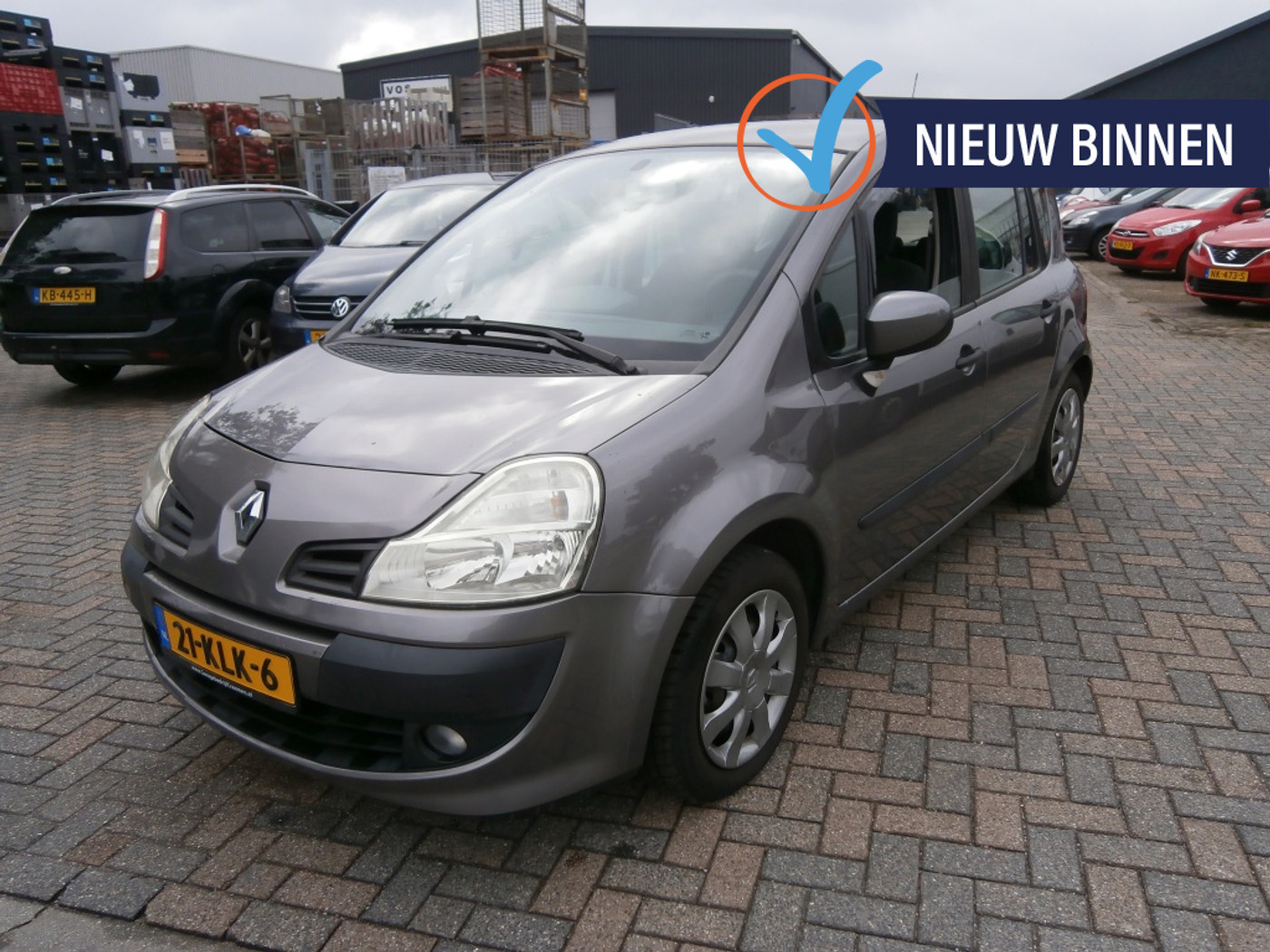 Renault Modus 1.6-16V Expression 2010 - voorkant