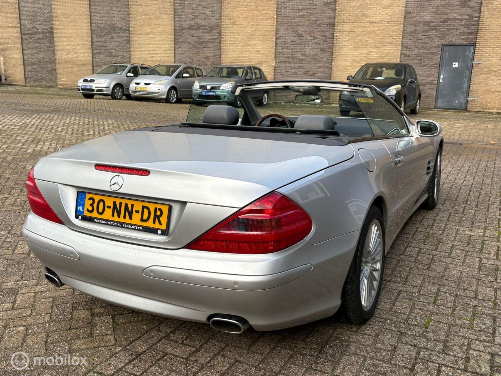 Foto van Mercedes-Benz SL 500