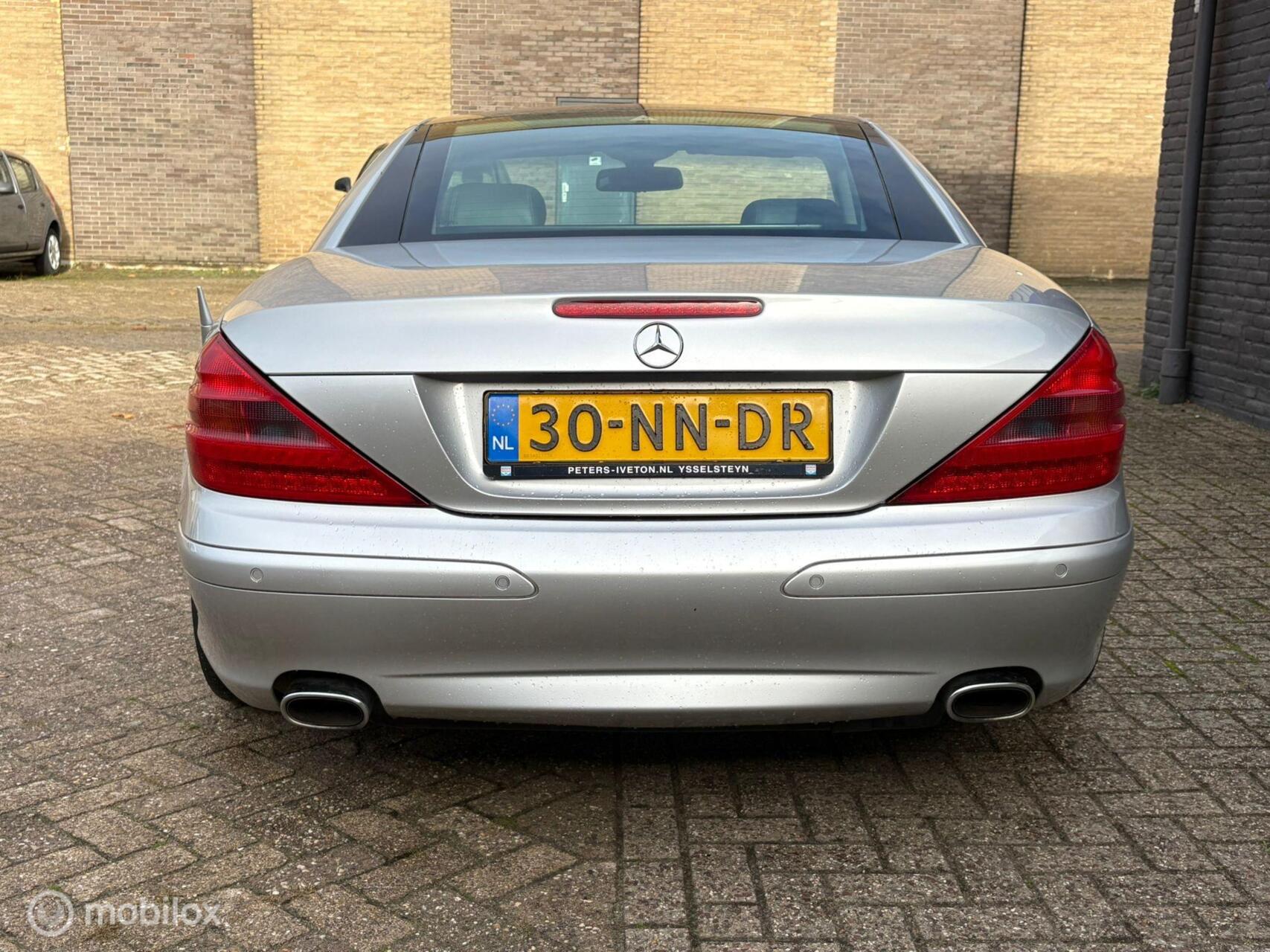 Foto van Mercedes-Benz SL 500
