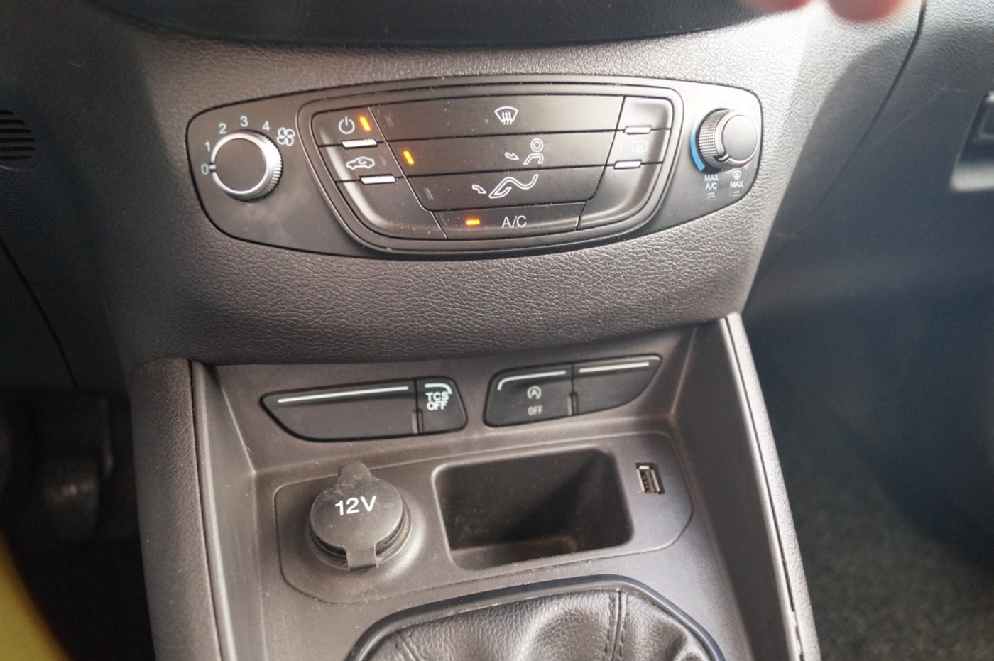 Foto van Ford Transit Courier