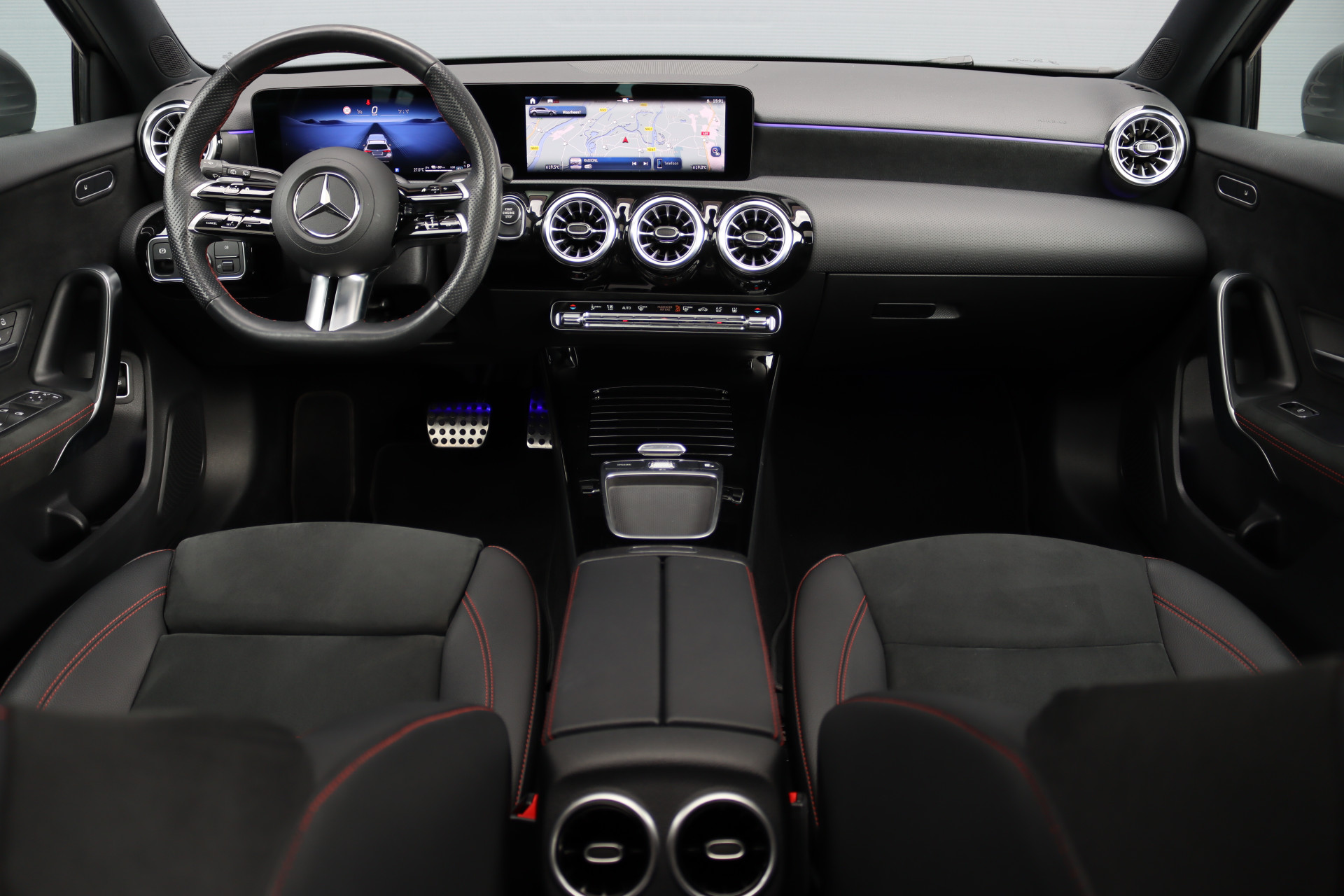 Foto van Mercedes-Benz A 250 E