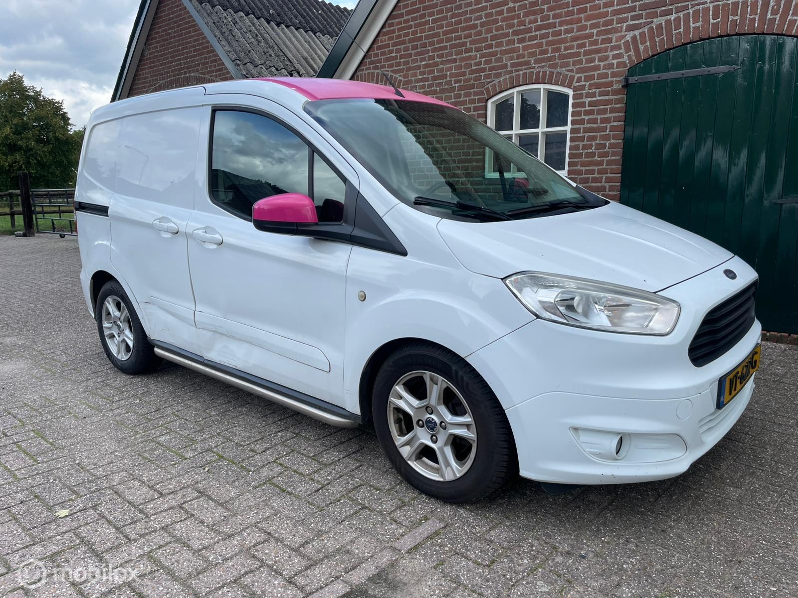 Foto van Ford Transit Courier