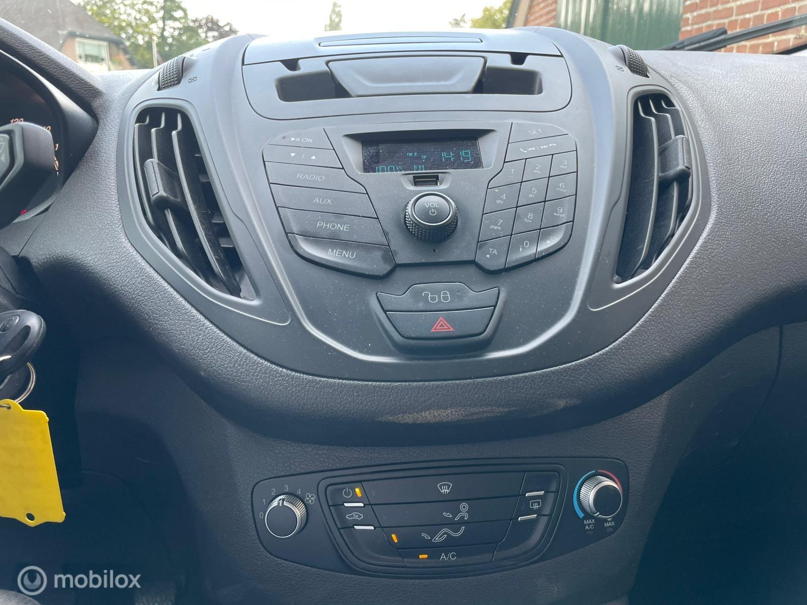 Foto van Ford Transit Courier