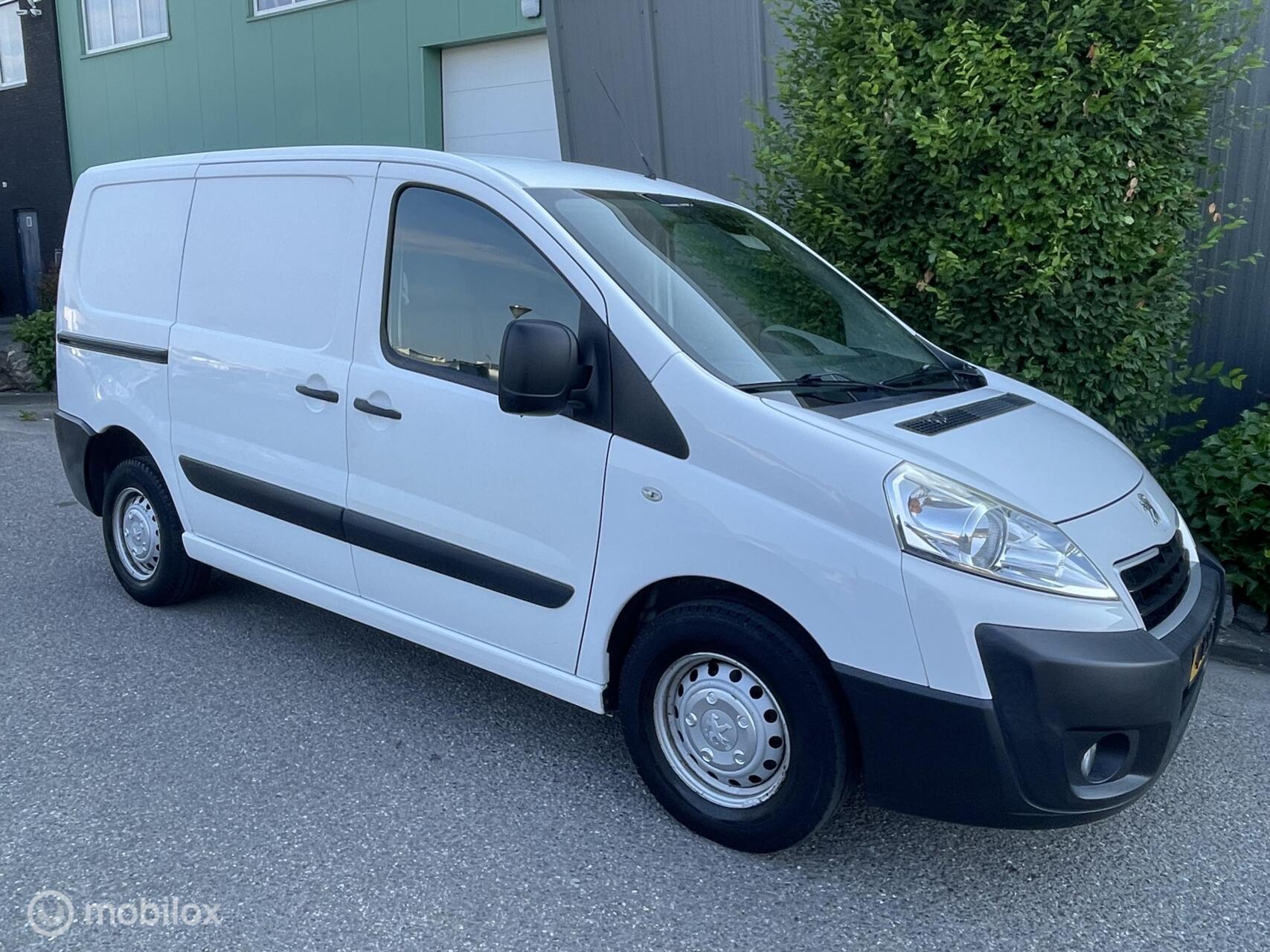 Foto van Peugeot Expert