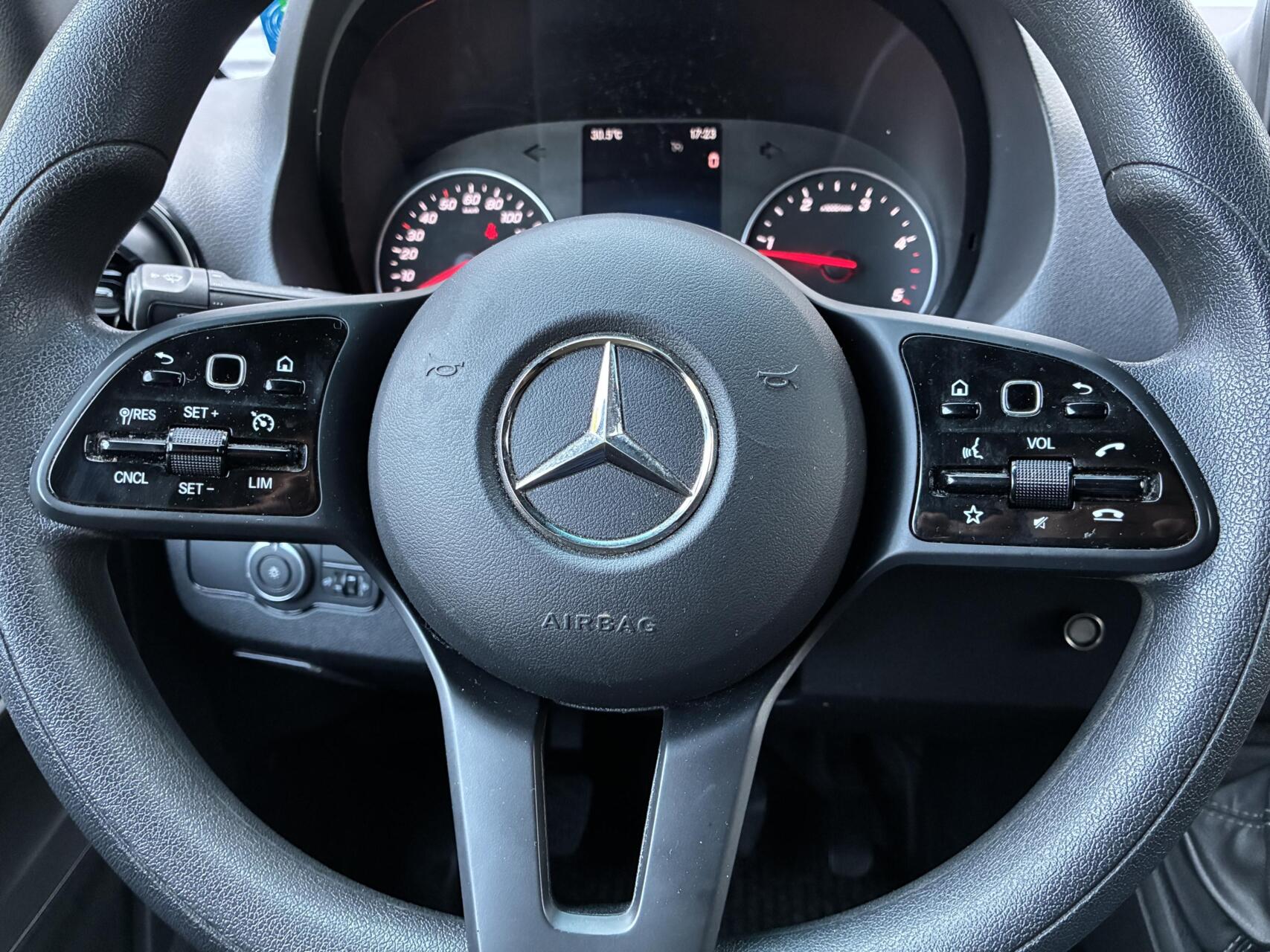 Foto van Mercedes-Benz Sprinter
