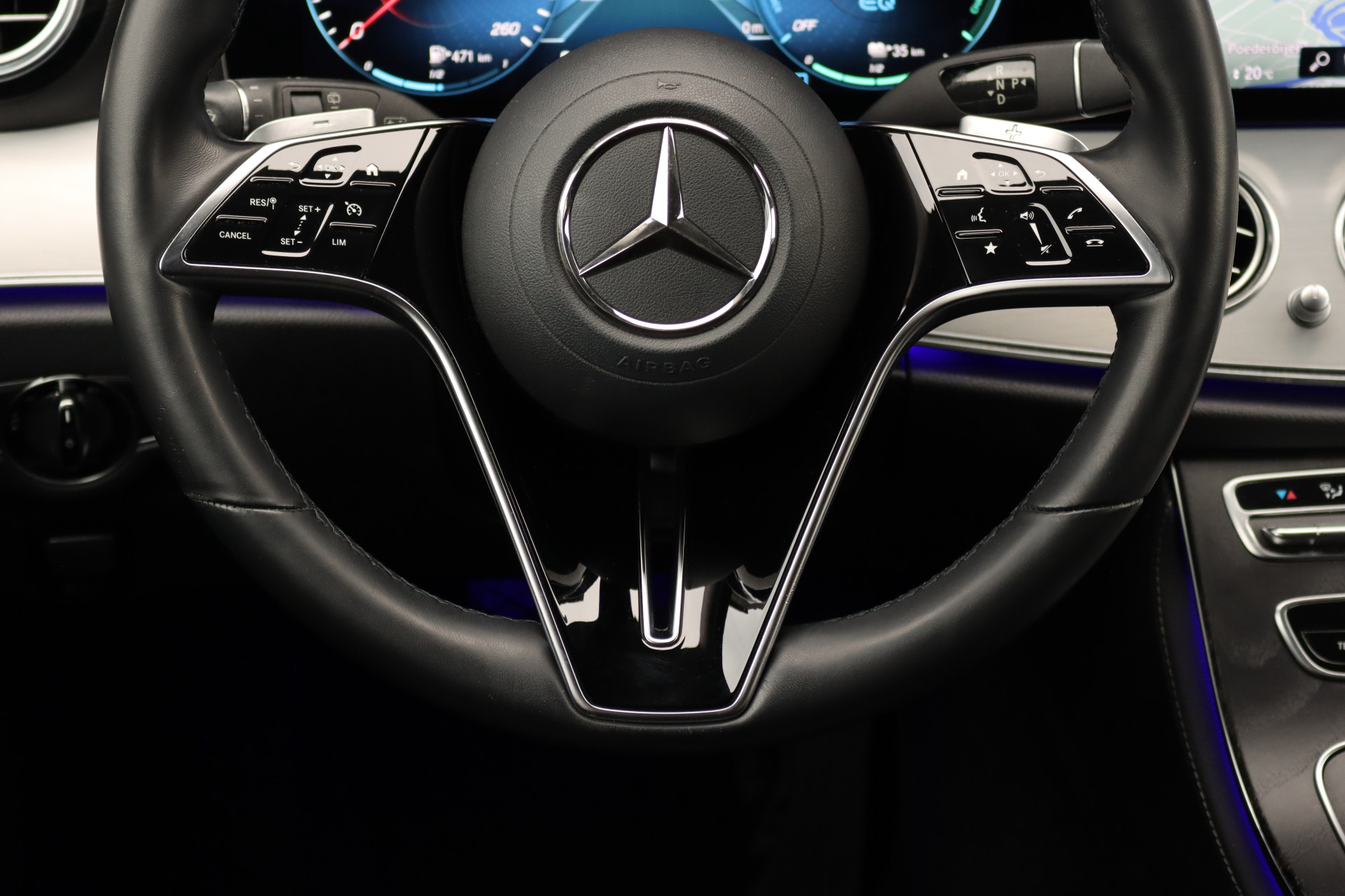 Foto van Mercedes-Benz E 300 E