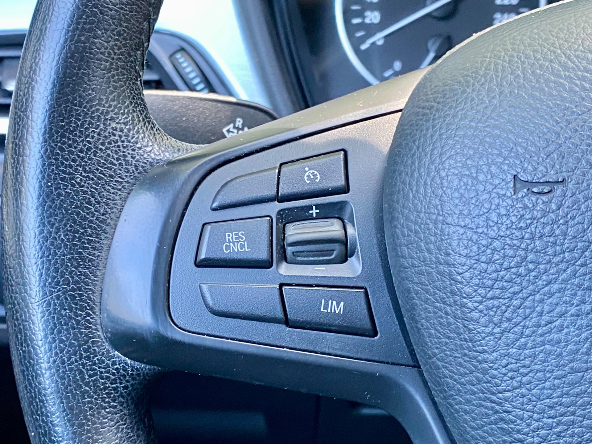 Foto van BMW X1 Sdrive18i