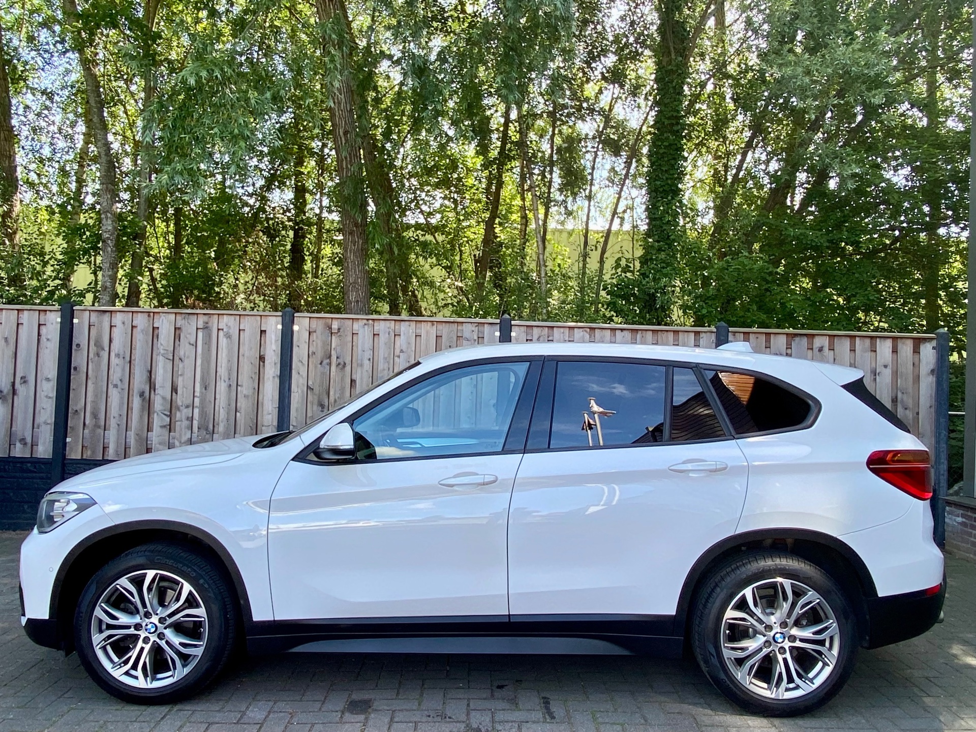 Foto van BMW X1 Sdrive18i