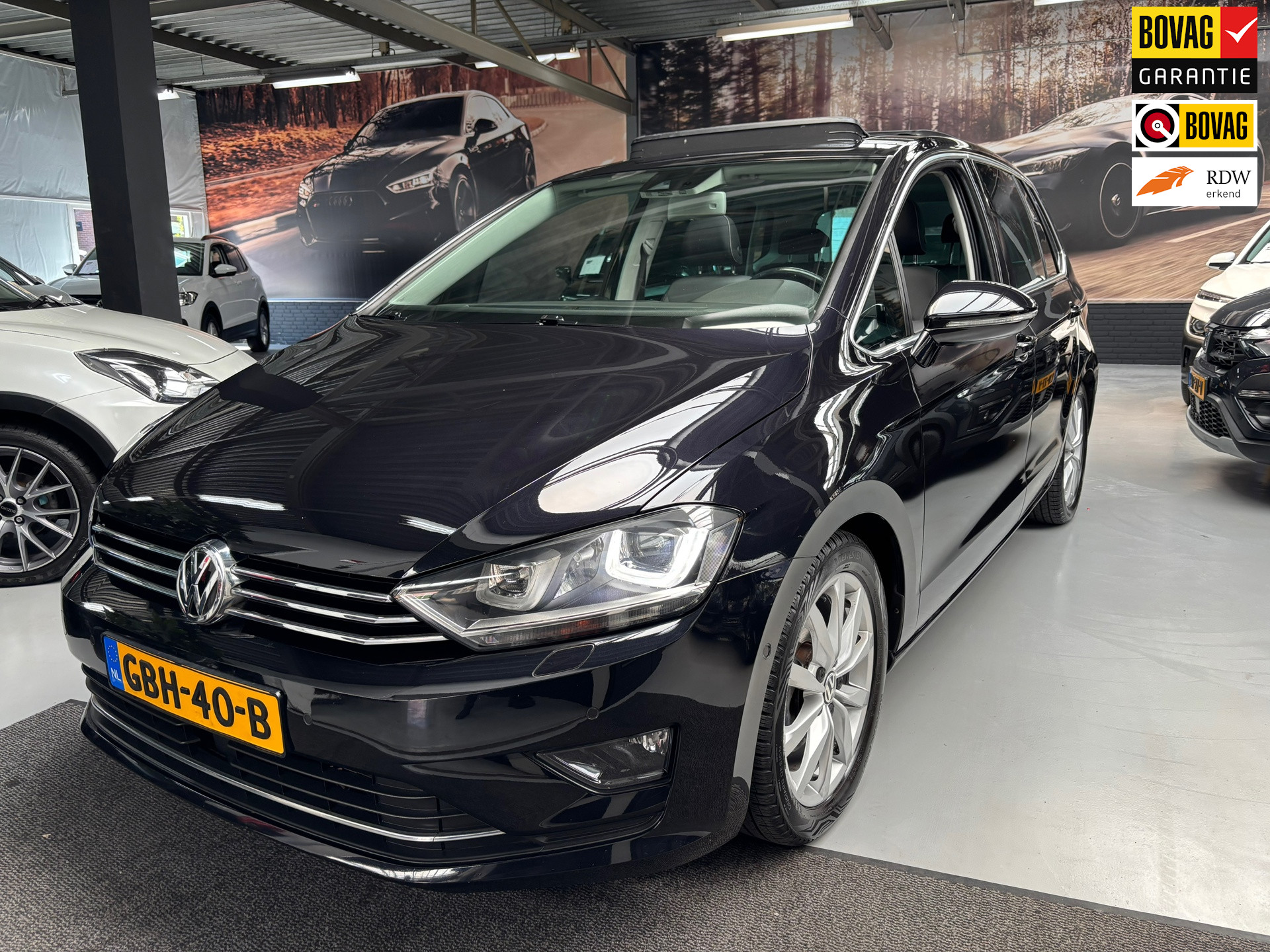 Volkswagen Golf Sportsvan 1.4 TSI Highline / Camera / Panorama dak 2015 - voorkant