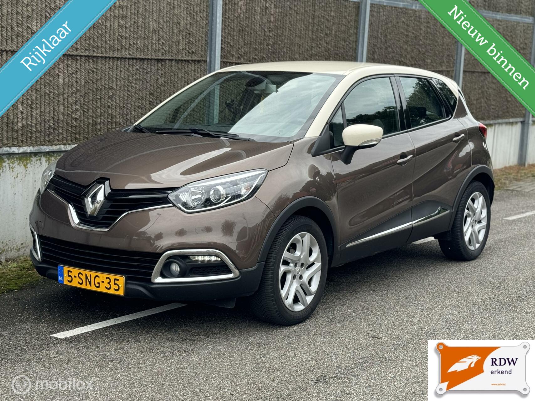 Renault Captur 0.9 TCe Dynamique NAP/AIRCO/PDC/LAGE KM STAND 2013 - voorkant