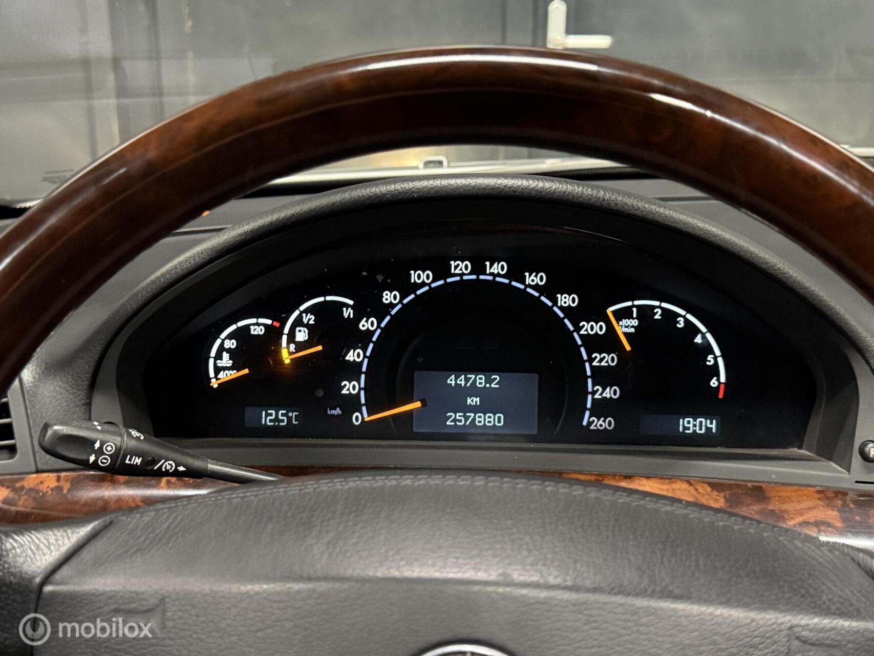 Foto van Mercedes-Benz S 500