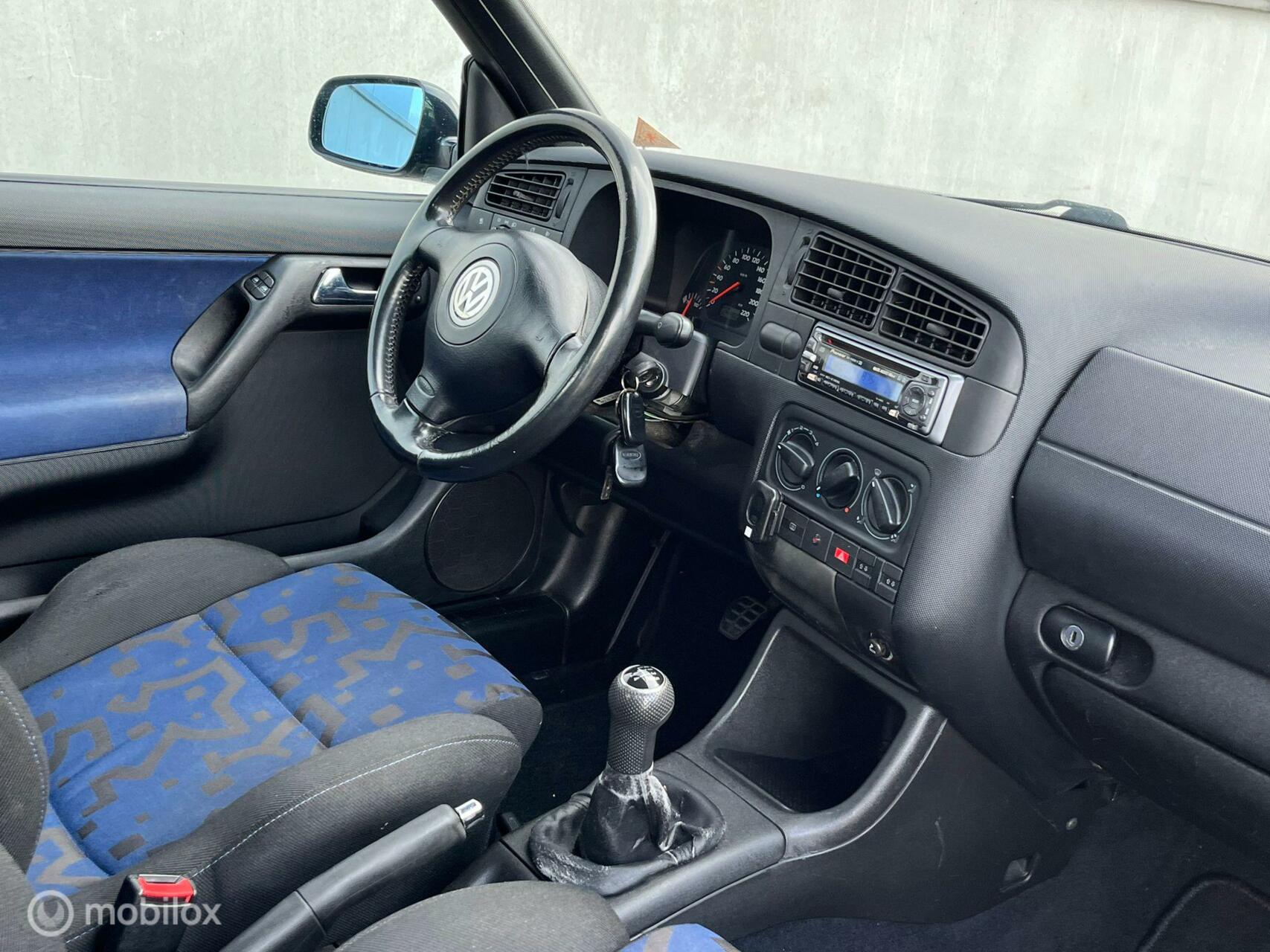 Foto van Volkswagen Golf Cabrio